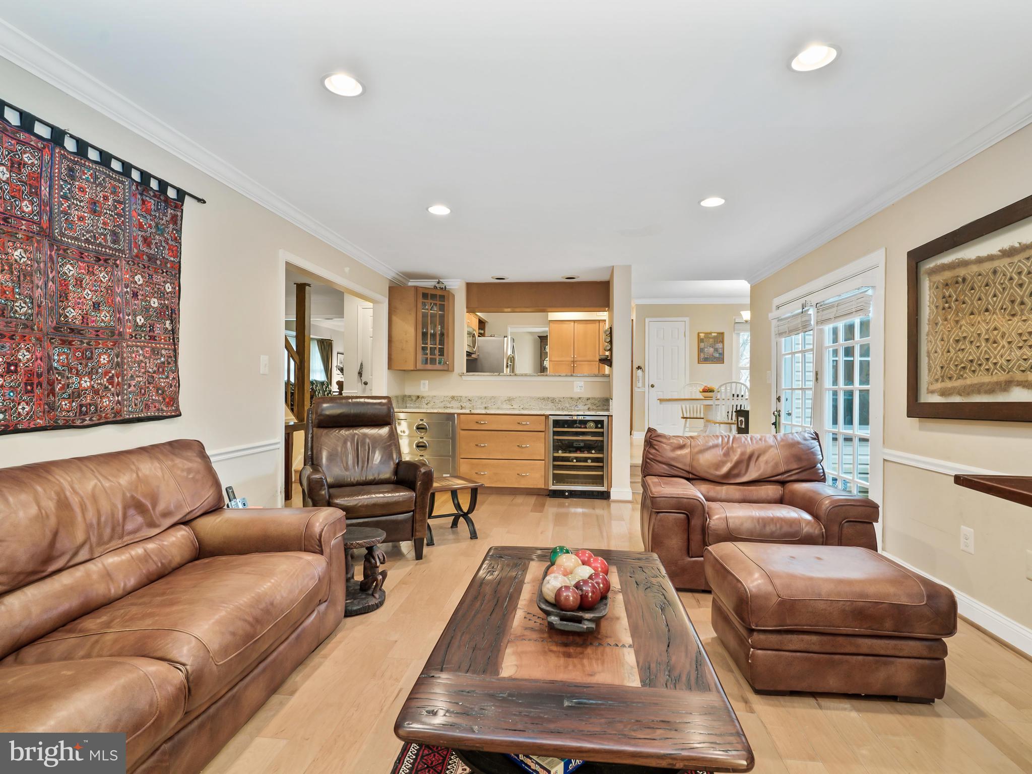 LONGWOOD KNOLLS - Residential Lease