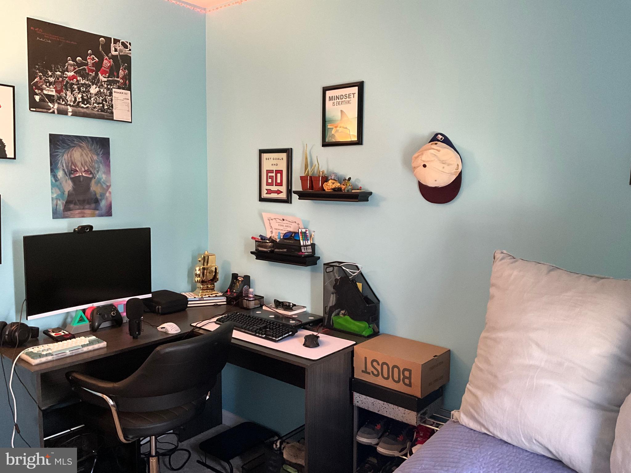 MAGRUDER VALLEY VILLAGE - Residential Lease