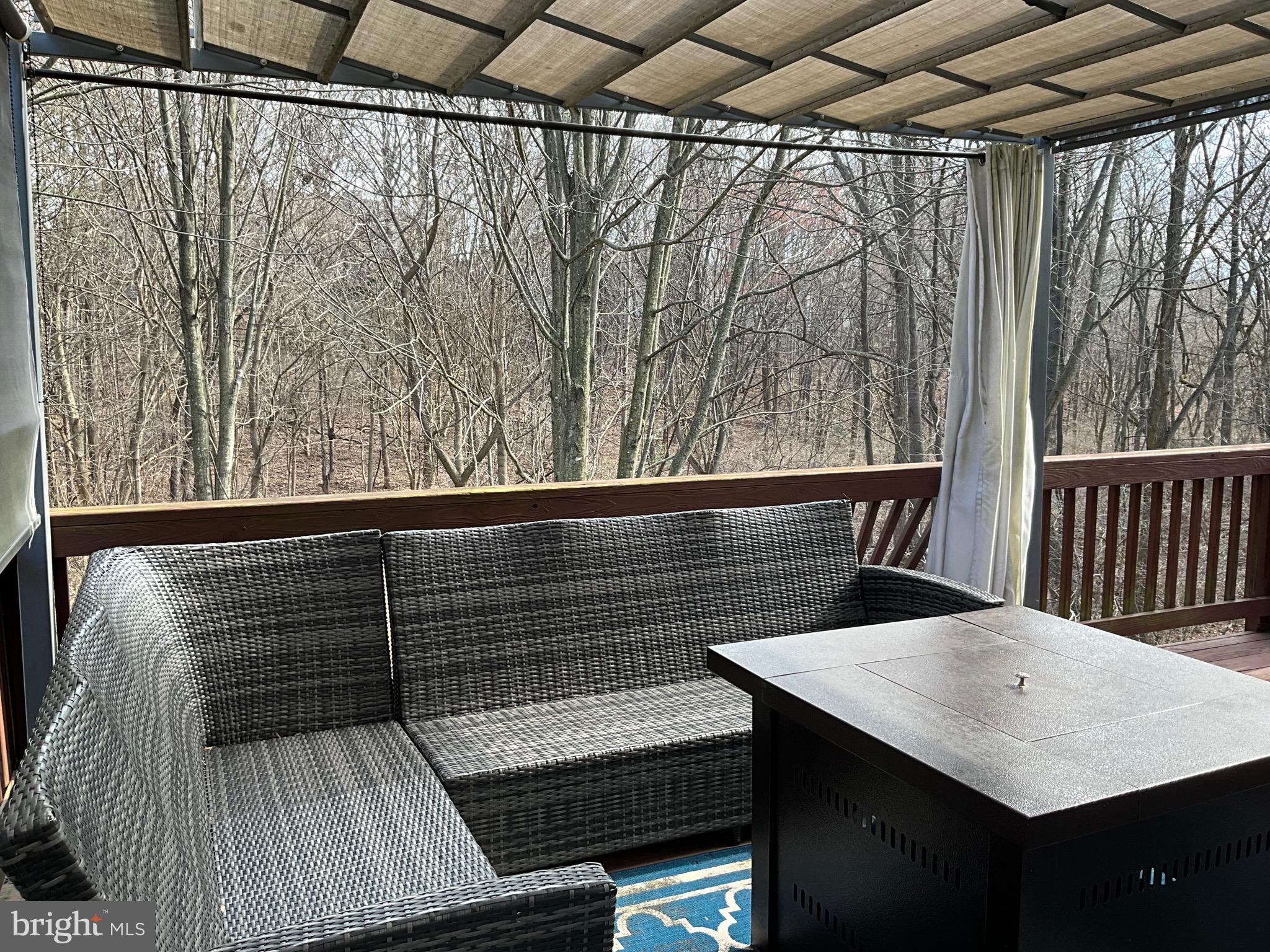 MAGRUDER VALLEY VILLAGE - Residential Lease