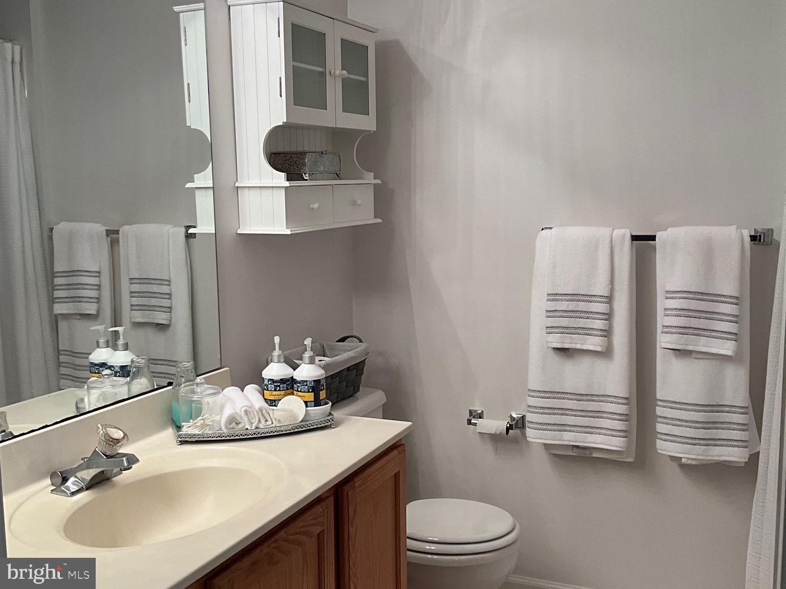 MAGRUDER VALLEY VILLAGE - Residential Lease