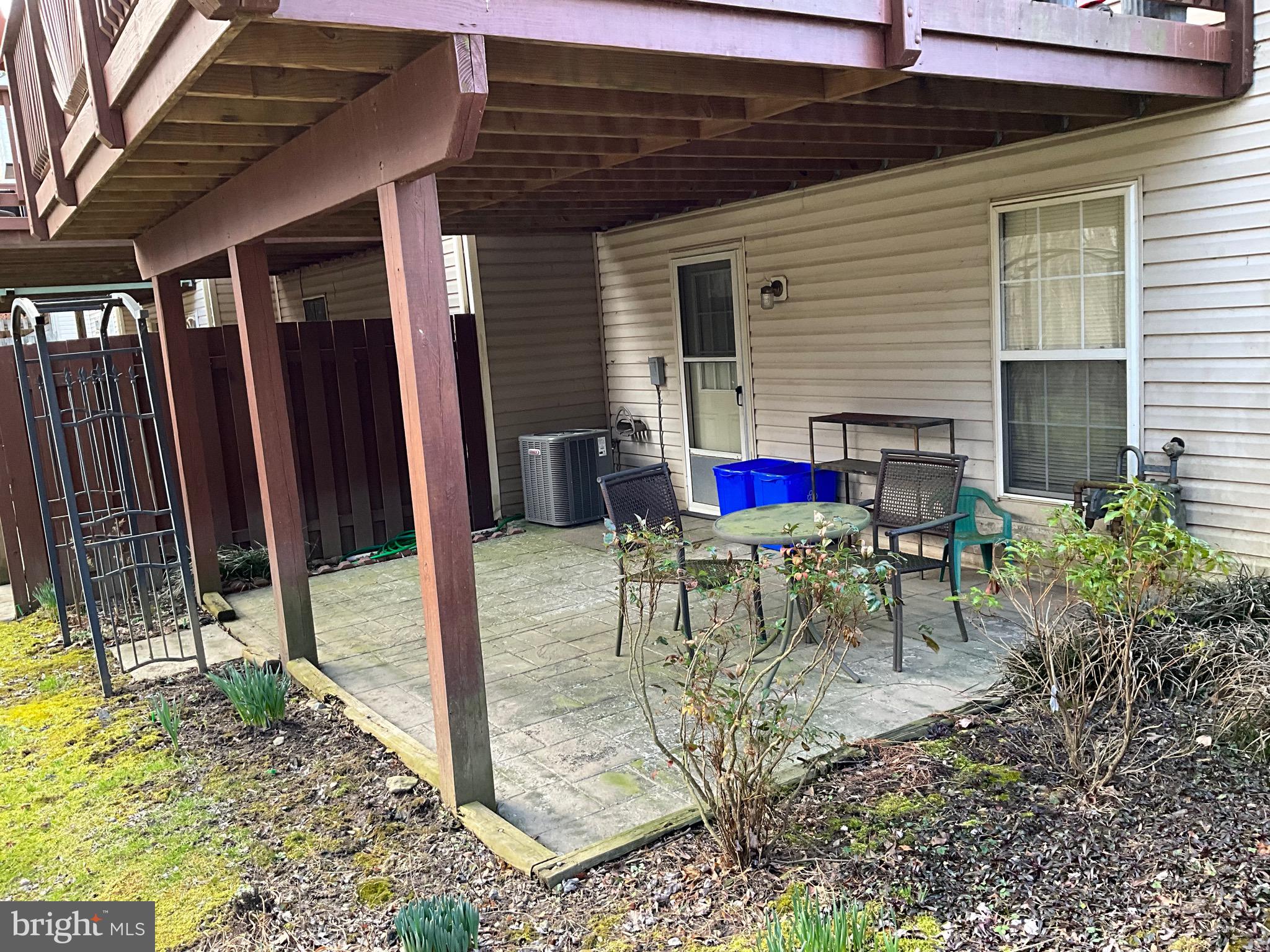 MAGRUDER VALLEY VILLAGE - Residential Lease