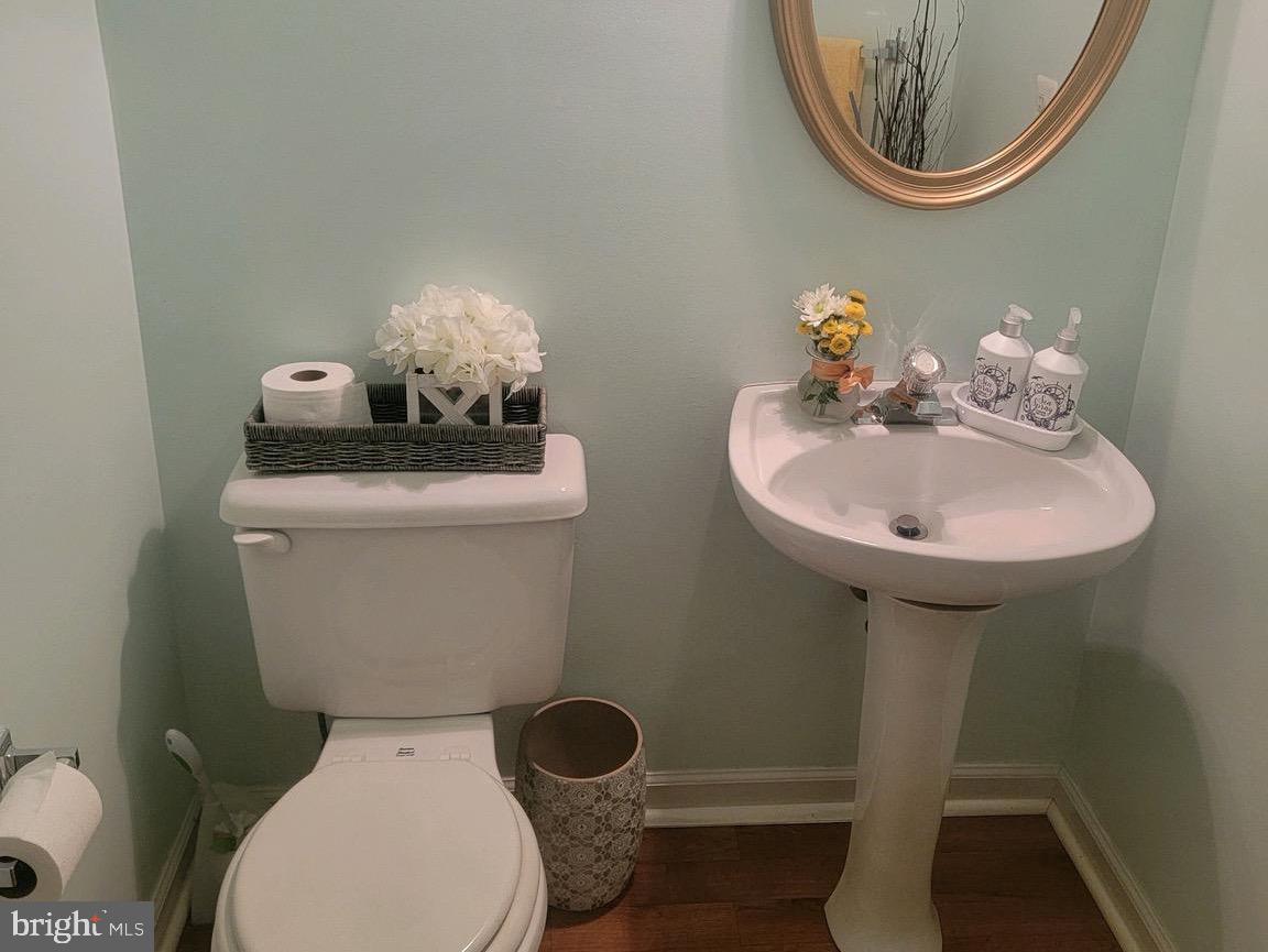 MAGRUDER VALLEY VILLAGE - Residential Lease