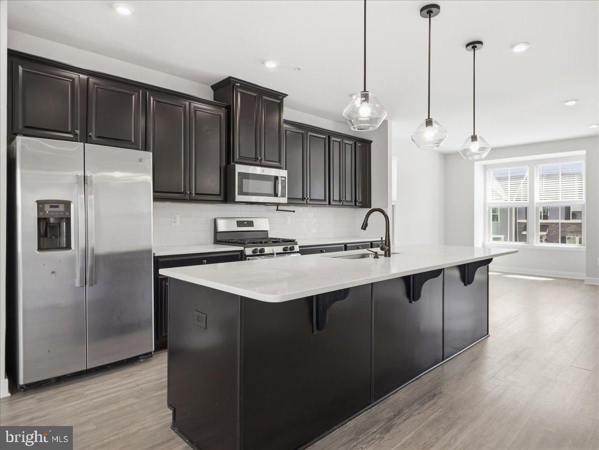 LAKE LINGANORE OAKDALE - Residential