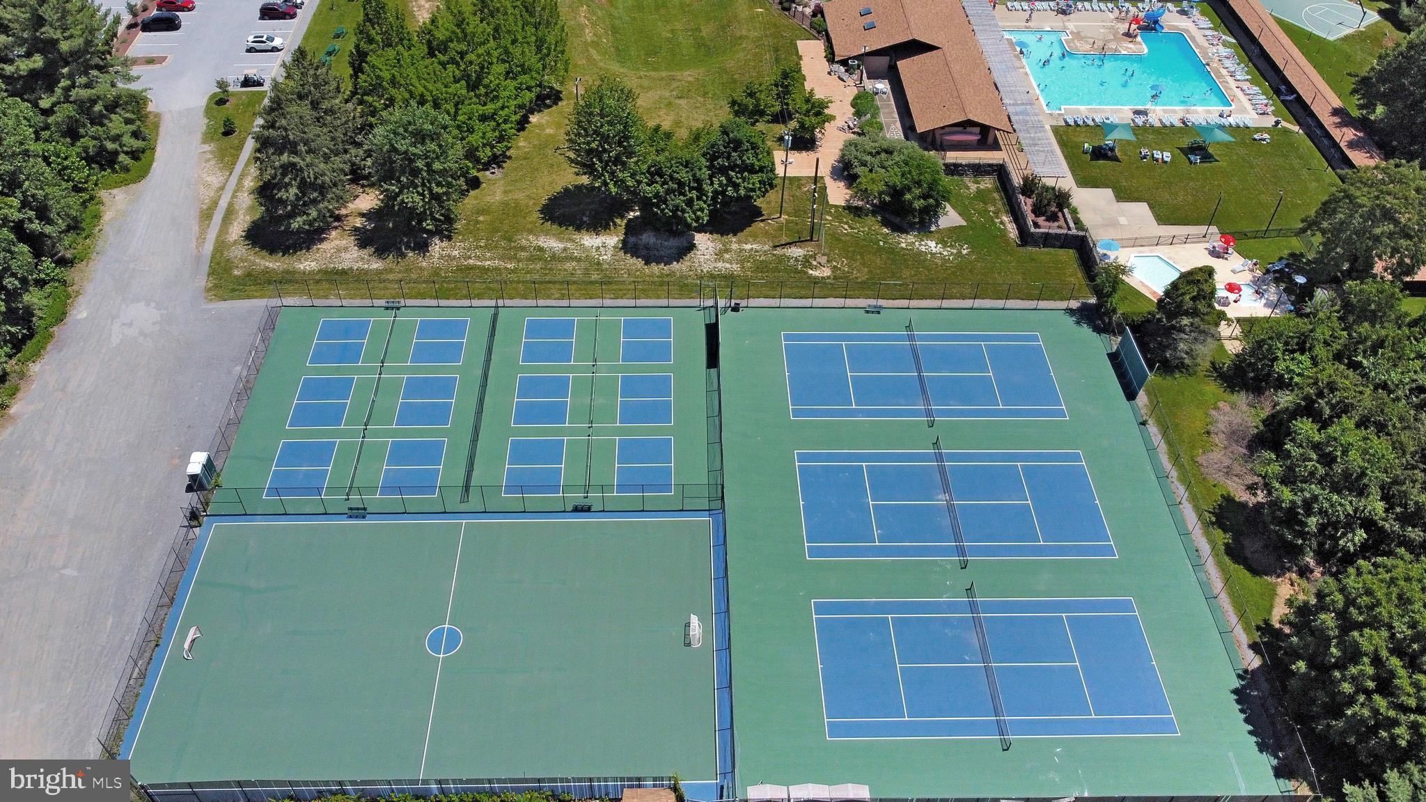 LAKE LINGANORE OAKDALE - Residential