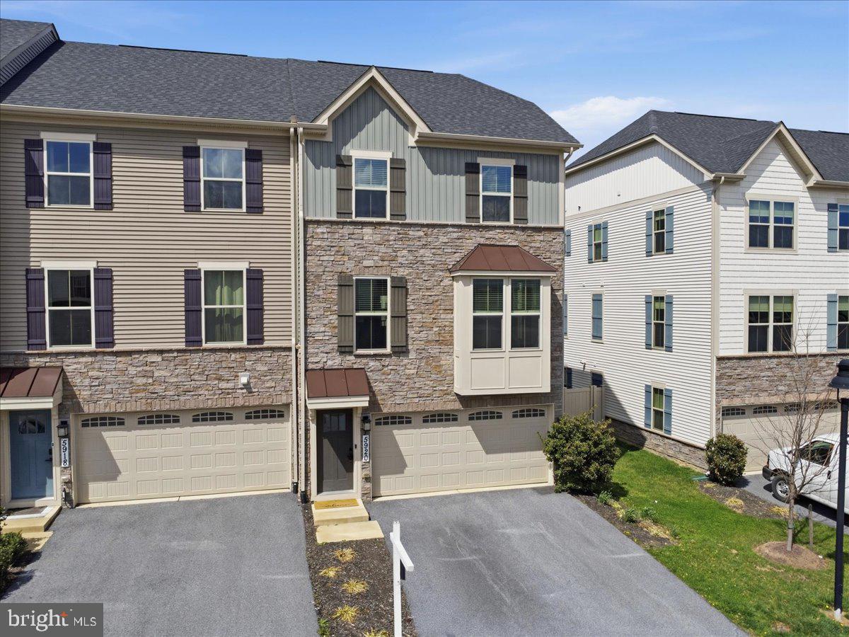 LAKE LINGANORE OAKDALE - Residential