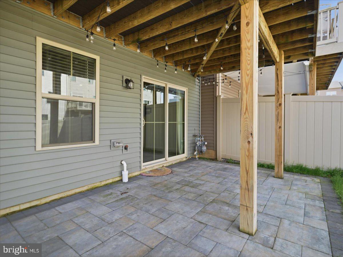 LAKE LINGANORE OAKDALE - Residential