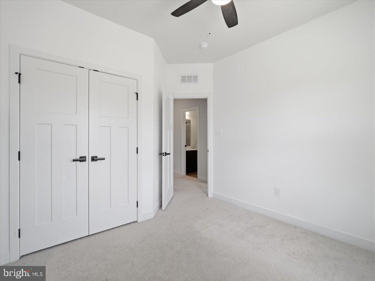 LAKE LINGANORE OAKDALE - Residential