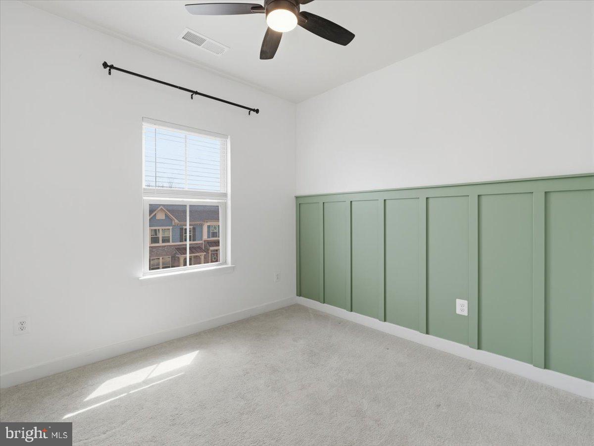 LAKE LINGANORE OAKDALE - Residential