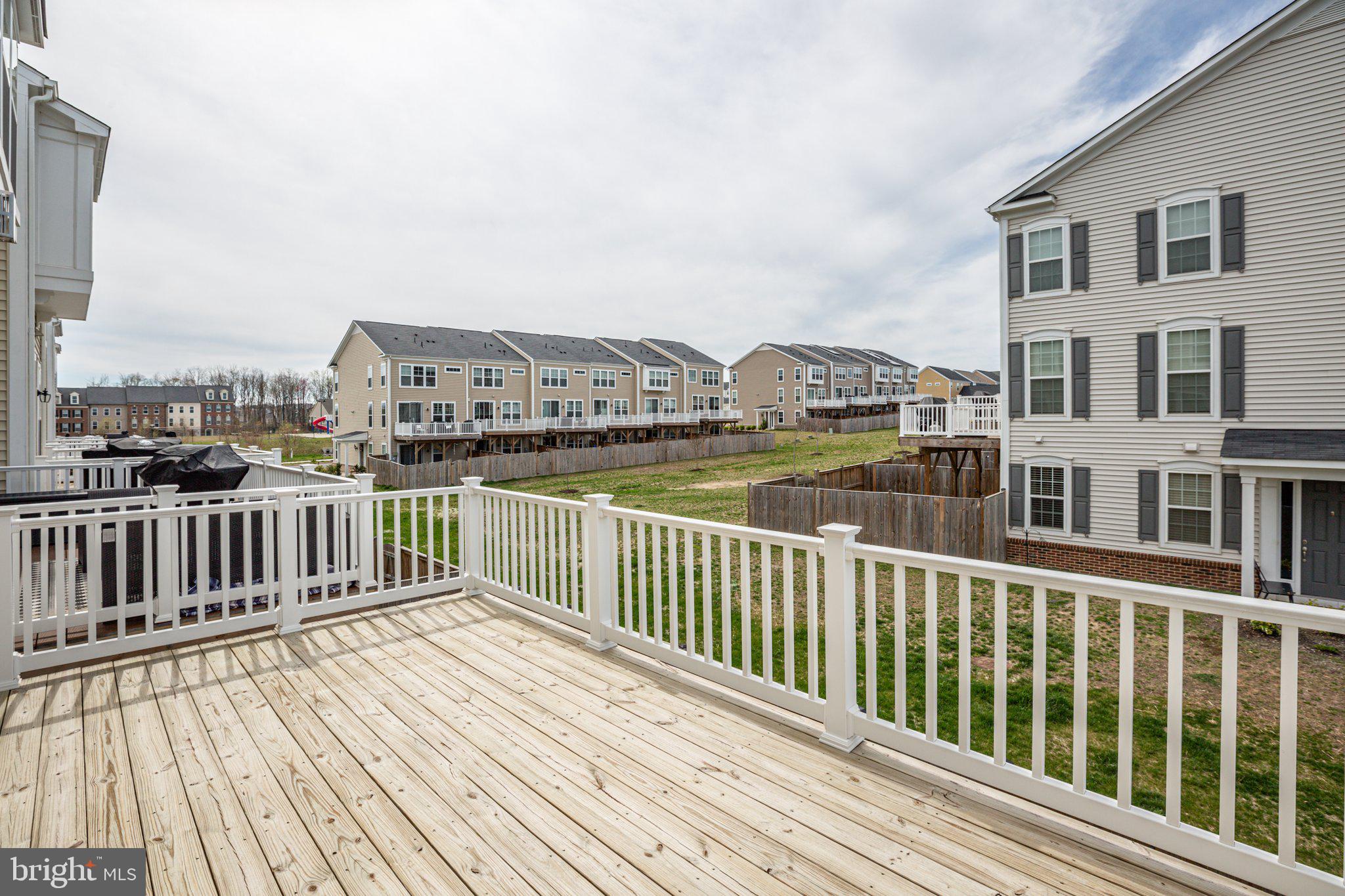 EMBREY MILL - Residential Lease