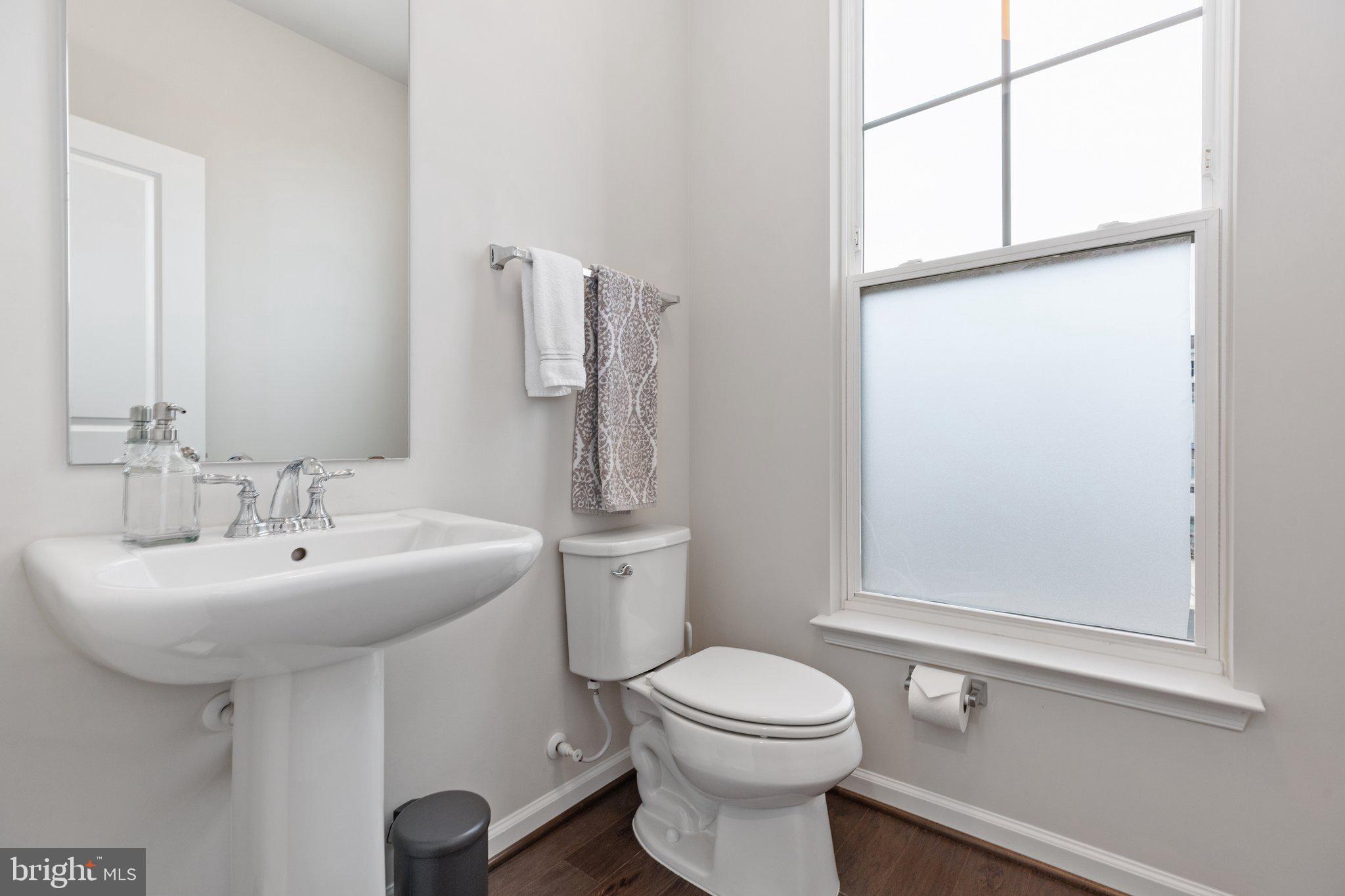 EMBREY MILL - Residential Lease