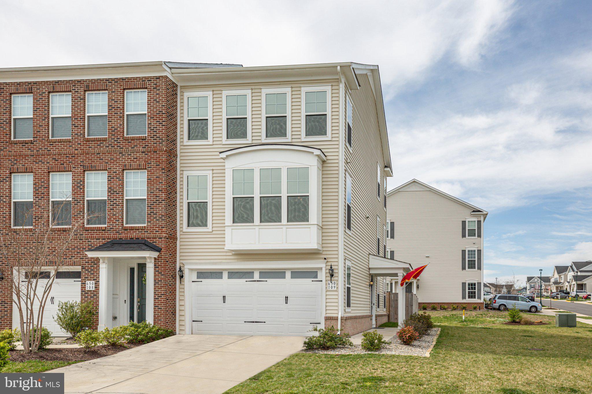 EMBREY MILL - Residential Lease