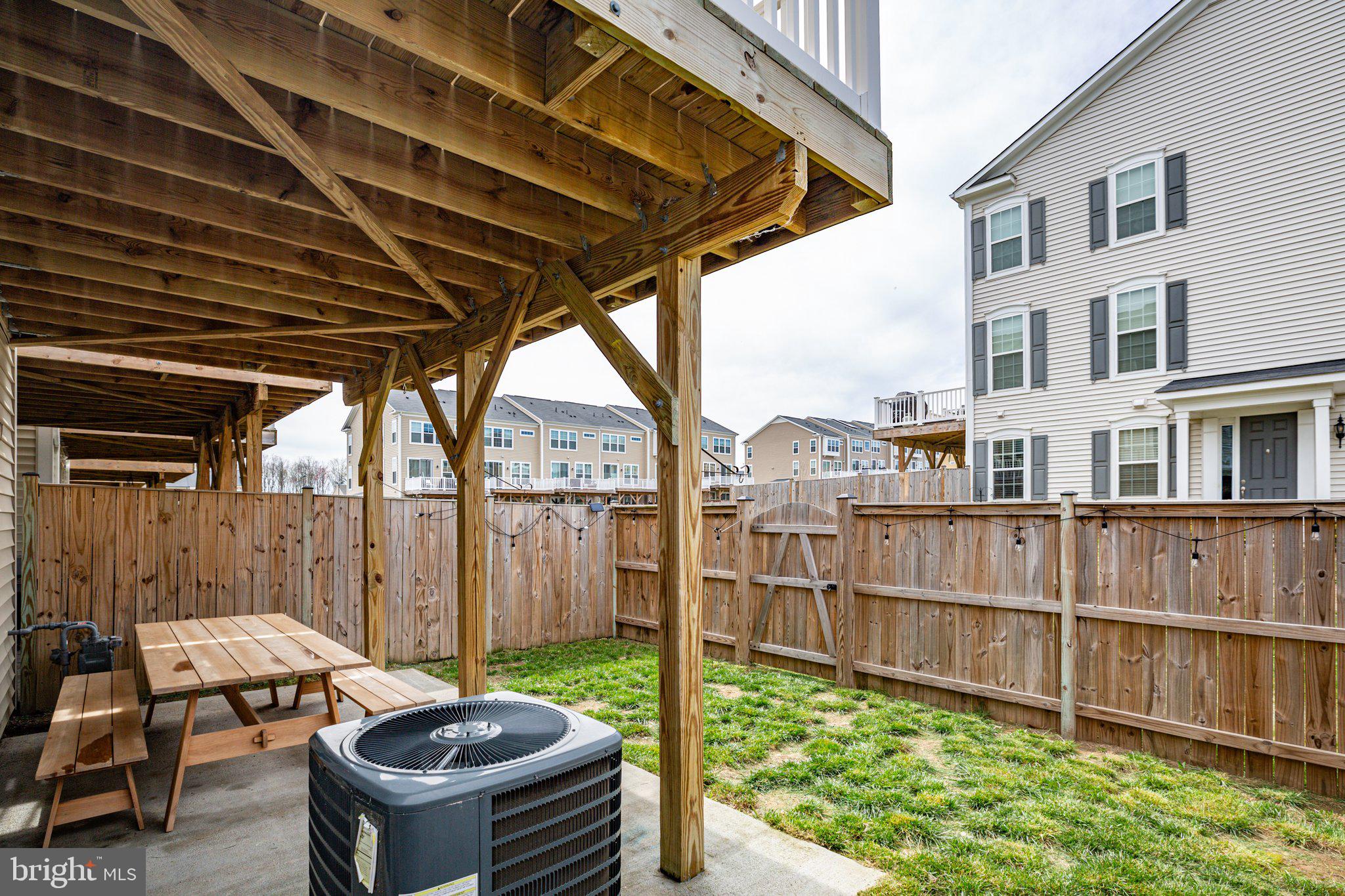 EMBREY MILL - Residential Lease