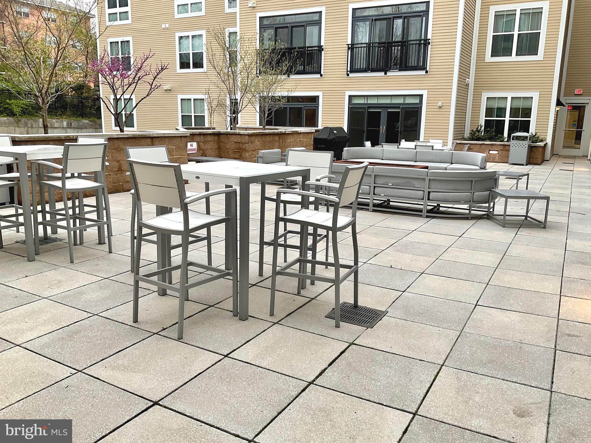 TRAFALGAR FLATS - Residential Lease