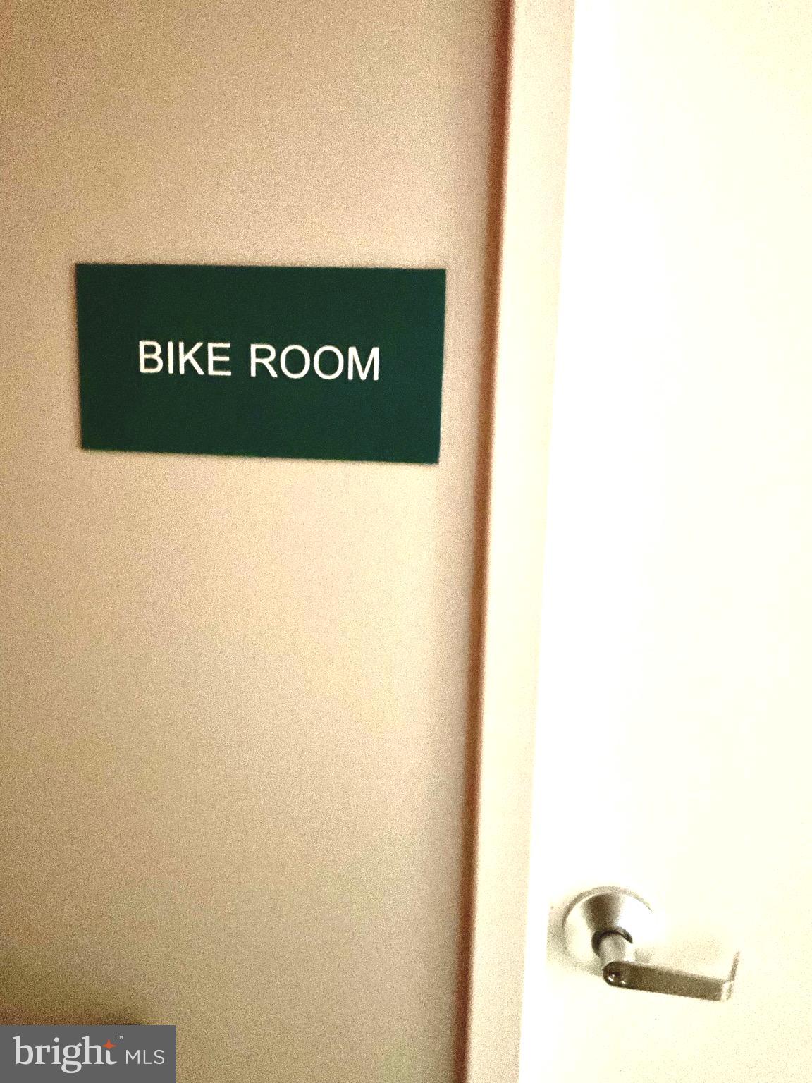 TRAFALGAR FLATS - Residential Lease