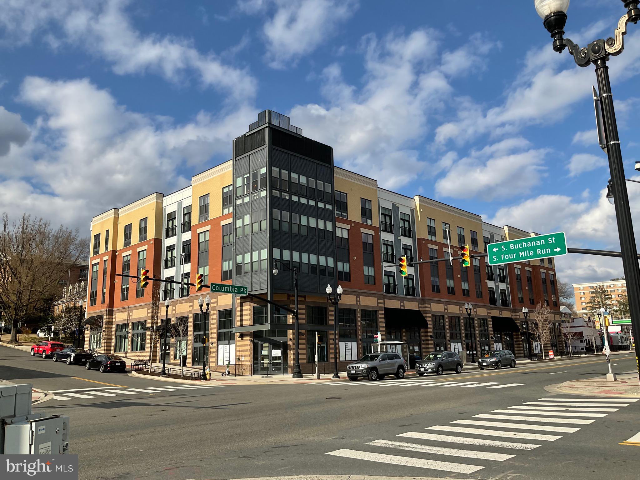 TRAFALGAR FLATS - Residential Lease