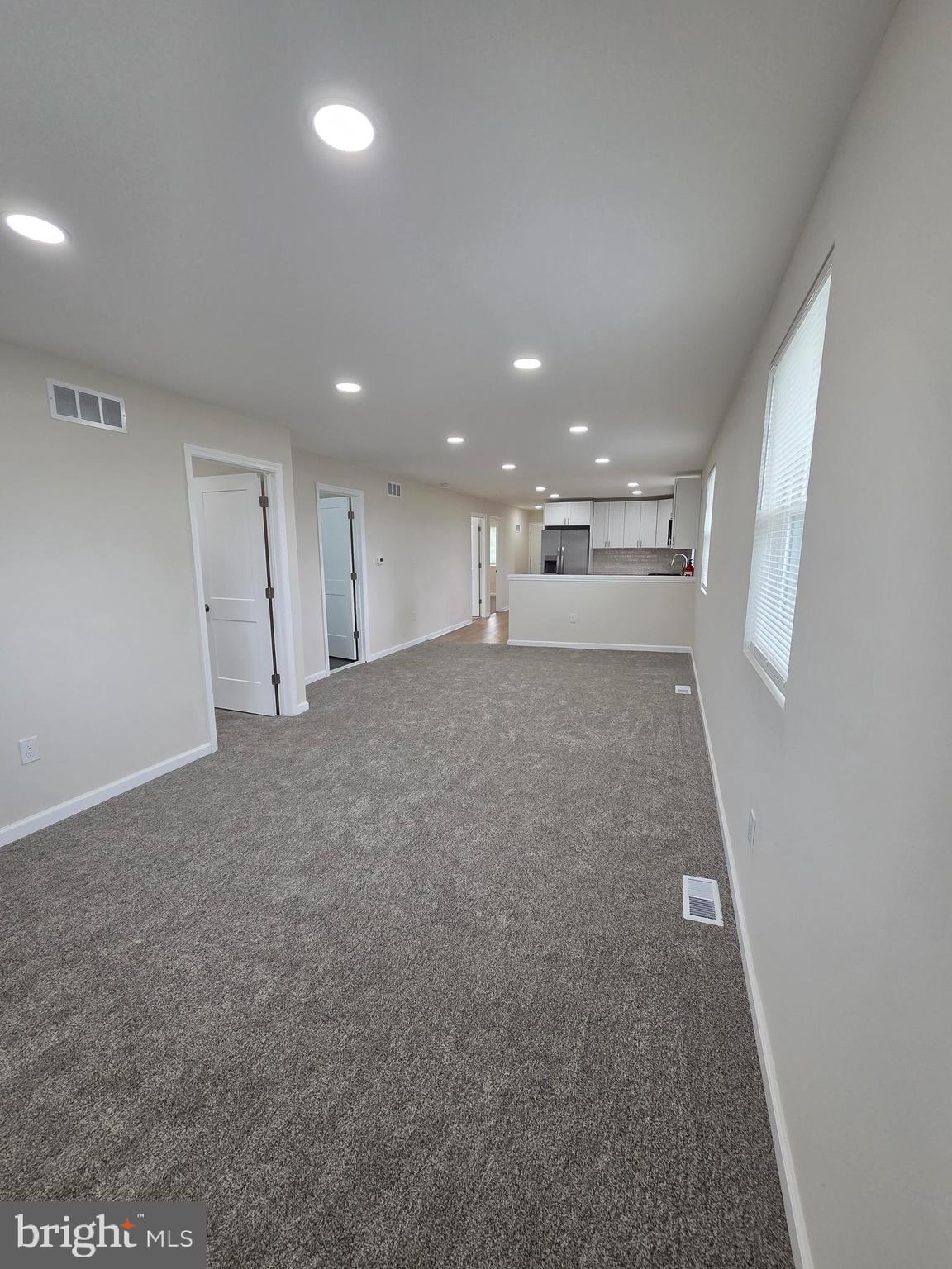 102 E CLEMENTS BRIDGE ROAD 2
