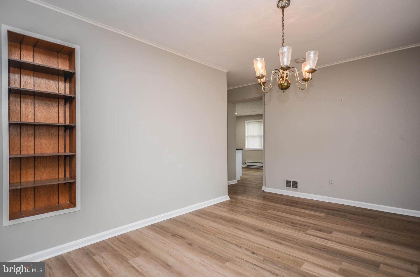 WHEATON WOODS - Residential Lease