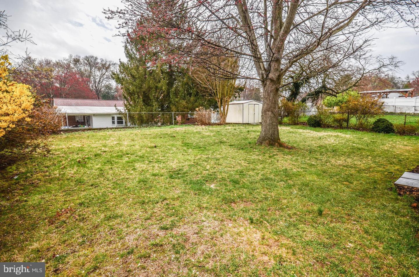 WHEATON WOODS - Residential Lease