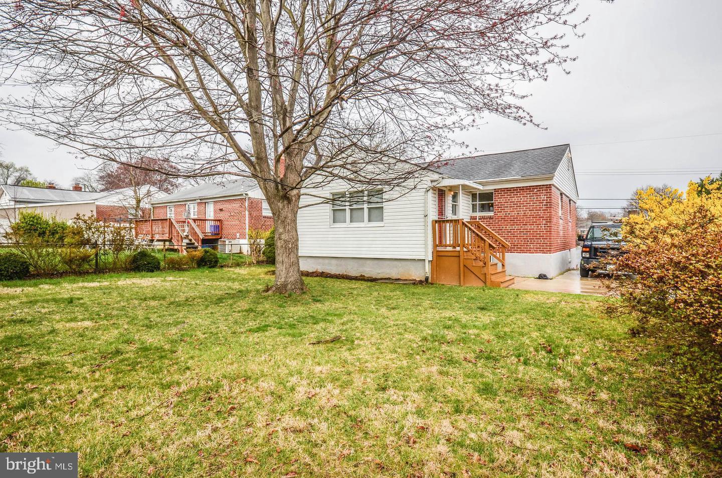 WHEATON WOODS - Residential Lease