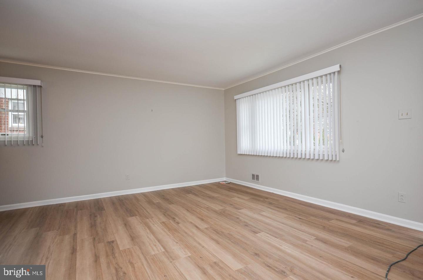 WHEATON WOODS - Residential Lease