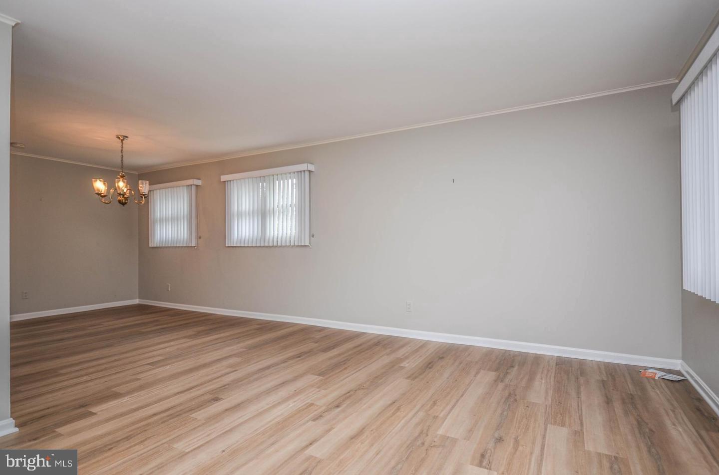 WHEATON WOODS - Residential Lease