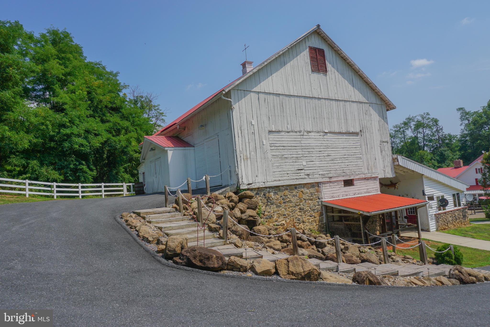 315 PLEASANTVIEW ROAD