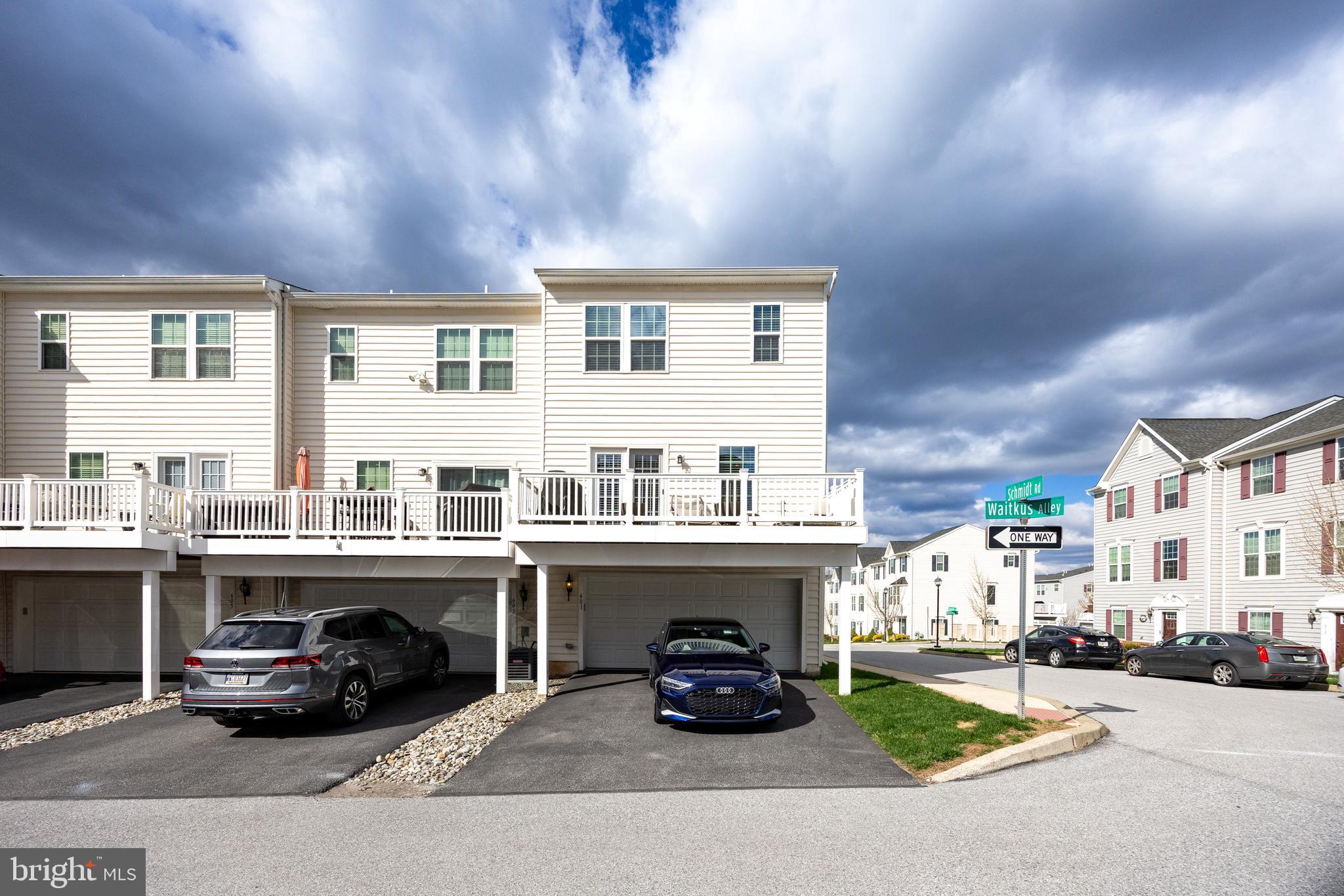 FILLMORE VILLAGE - Residential