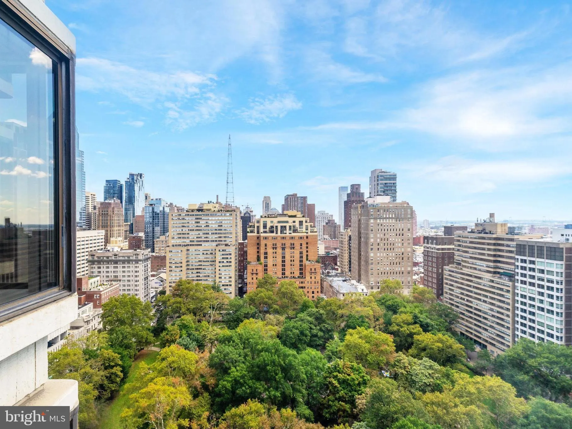 Philadelphia, Pennsylvania 19103, United States, 3 Bedrooms Bedrooms, ,4 BathroomsBathrooms,Residential,Active,168035