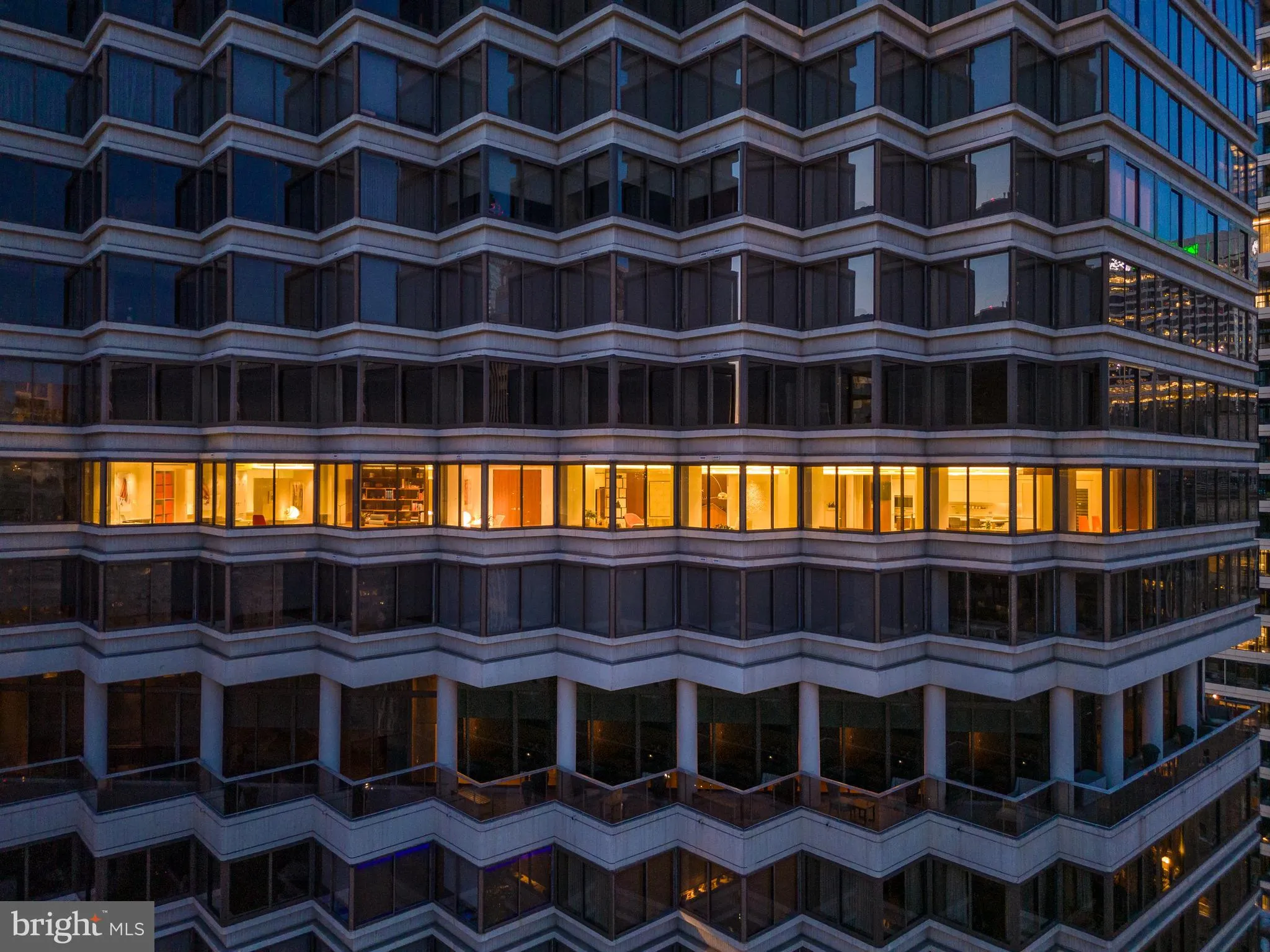 Philadelphia, Pennsylvania 19103, United States, 3 Bedrooms Bedrooms, ,4 BathroomsBathrooms,Residential,Active,168035