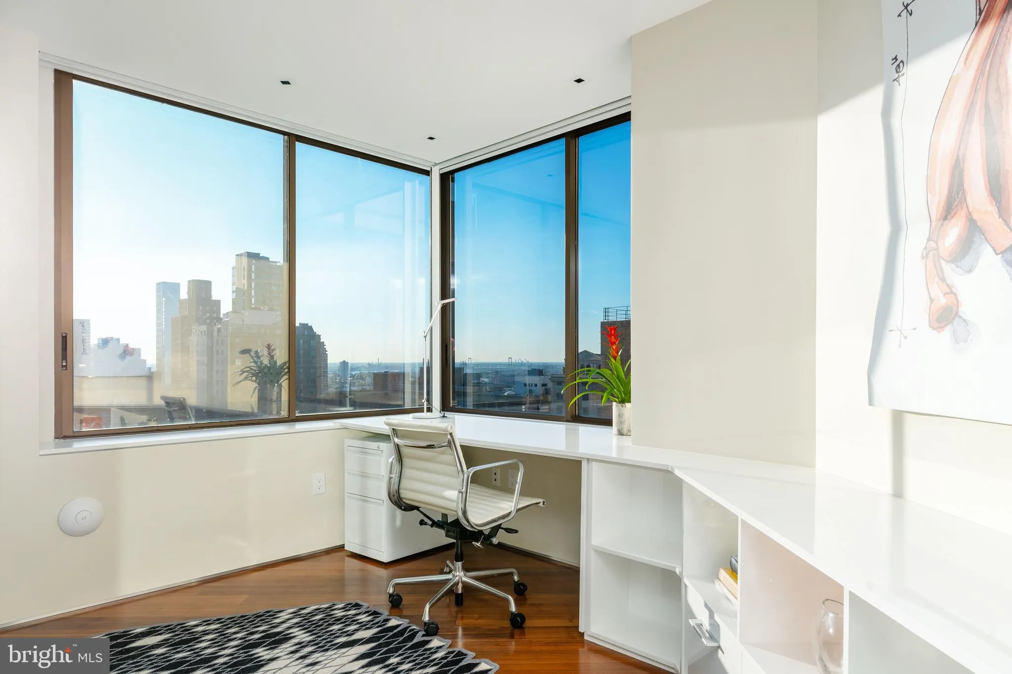 Philadelphia, Pennsylvania 19103, United States, 3 Bedrooms Bedrooms, ,4 BathroomsBathrooms,Residential,Active,168035