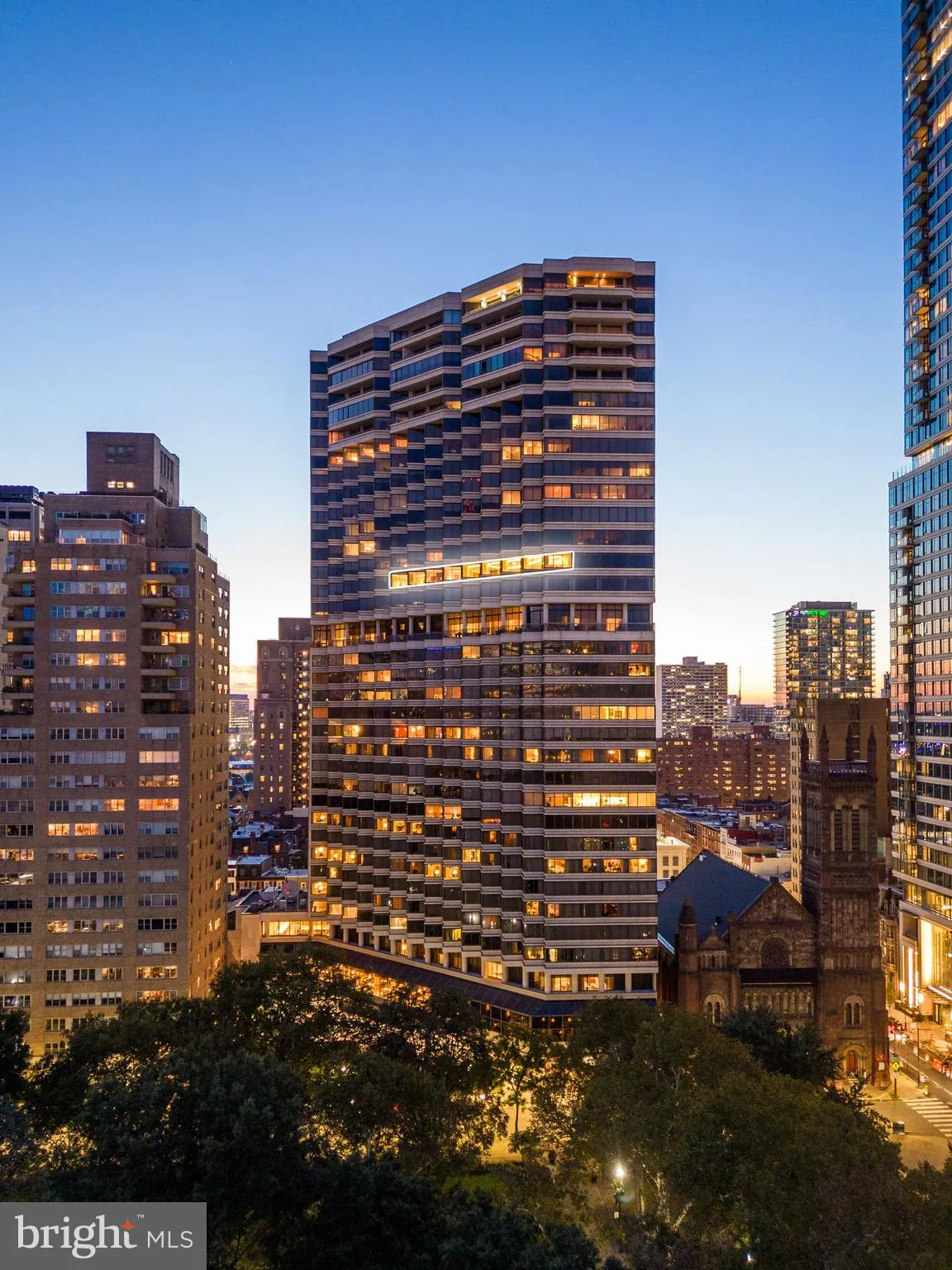 Philadelphia, Pennsylvania 19103, United States, 3 Bedrooms Bedrooms, ,4 BathroomsBathrooms,Residential,Active,168035