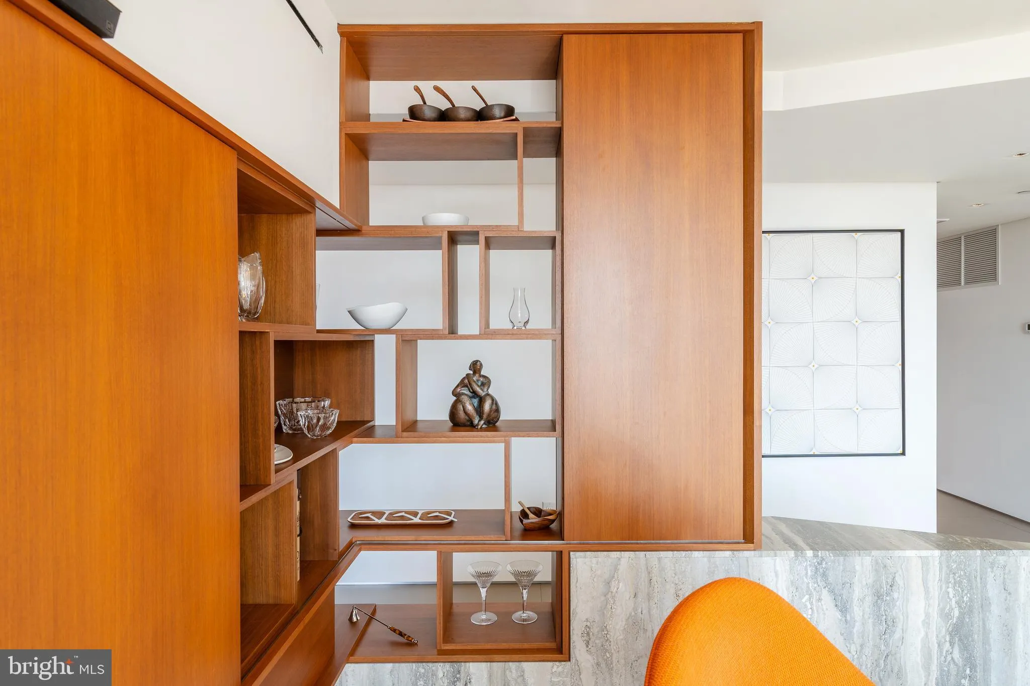 Philadelphia, Pennsylvania 19103, United States, 3 Bedrooms Bedrooms, ,4 BathroomsBathrooms,Residential,Active,168035