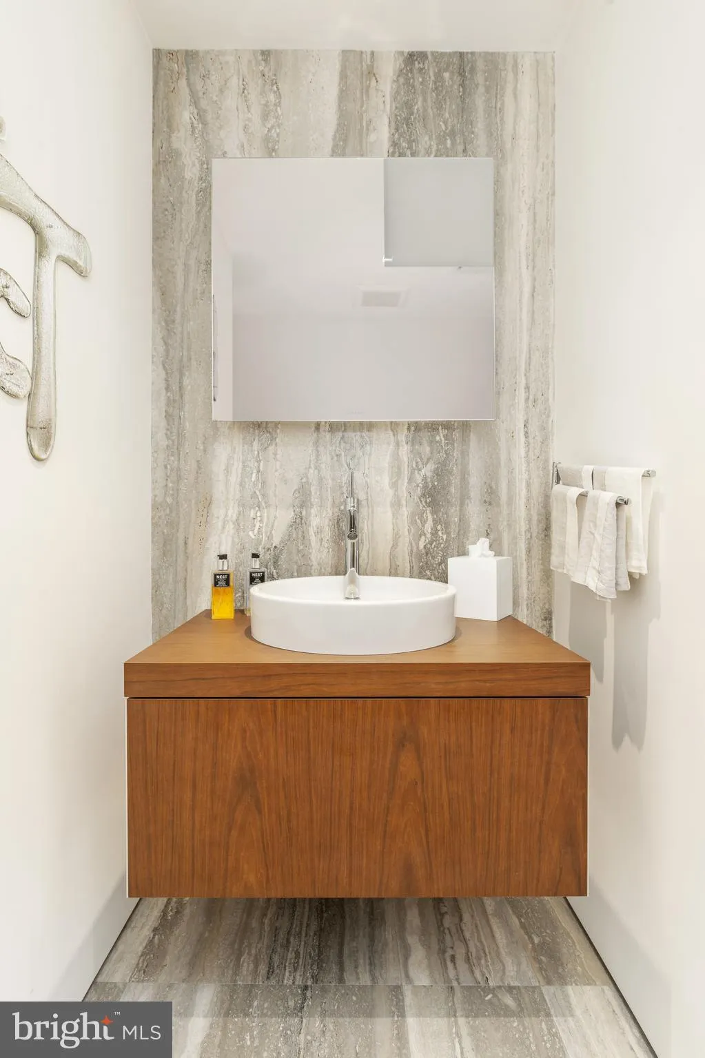 Philadelphia, Pennsylvania 19103, United States, 3 Bedrooms Bedrooms, ,4 BathroomsBathrooms,Residential,Active,168035