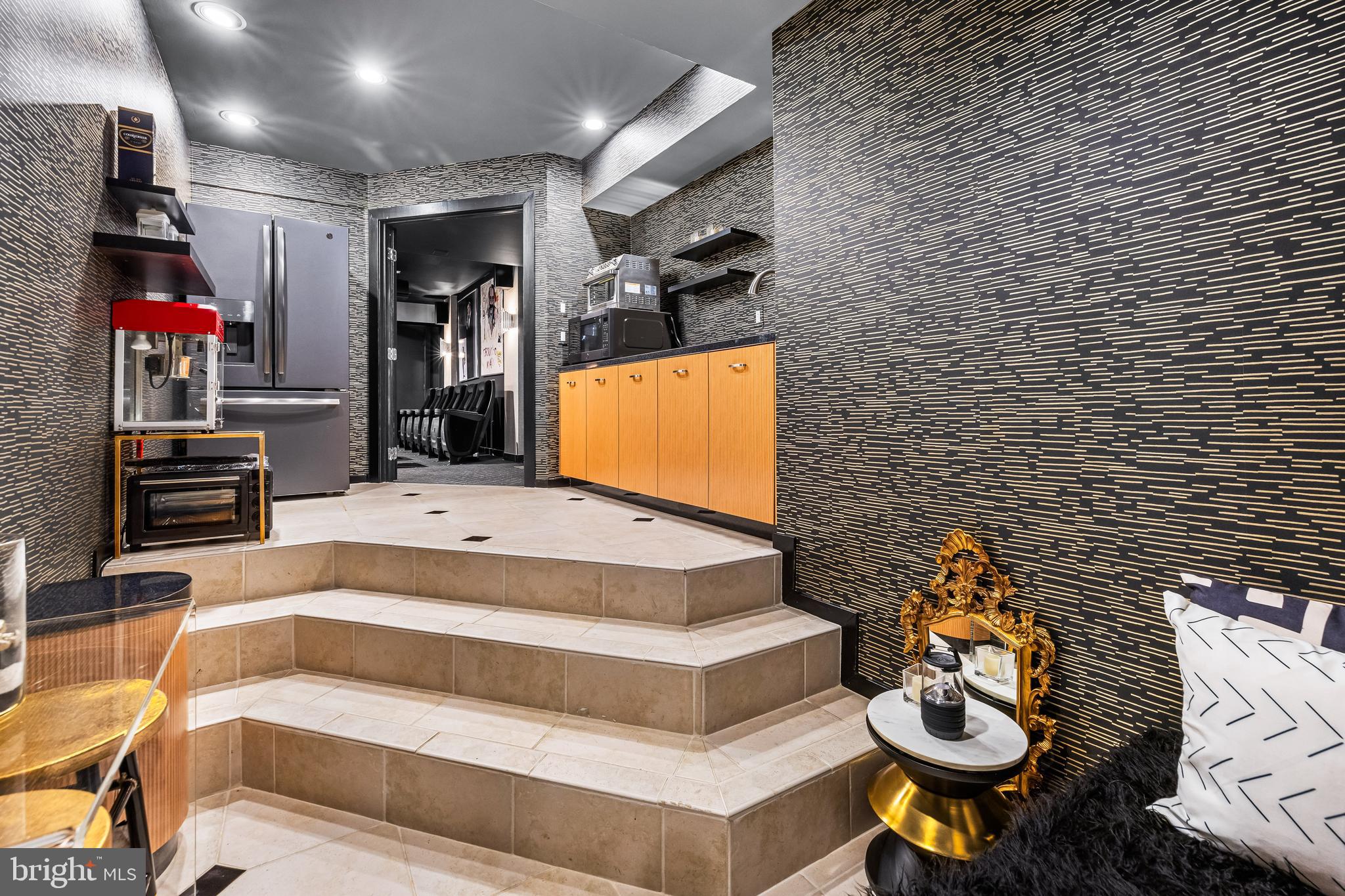 VALLEY HEIGHTS - Residential