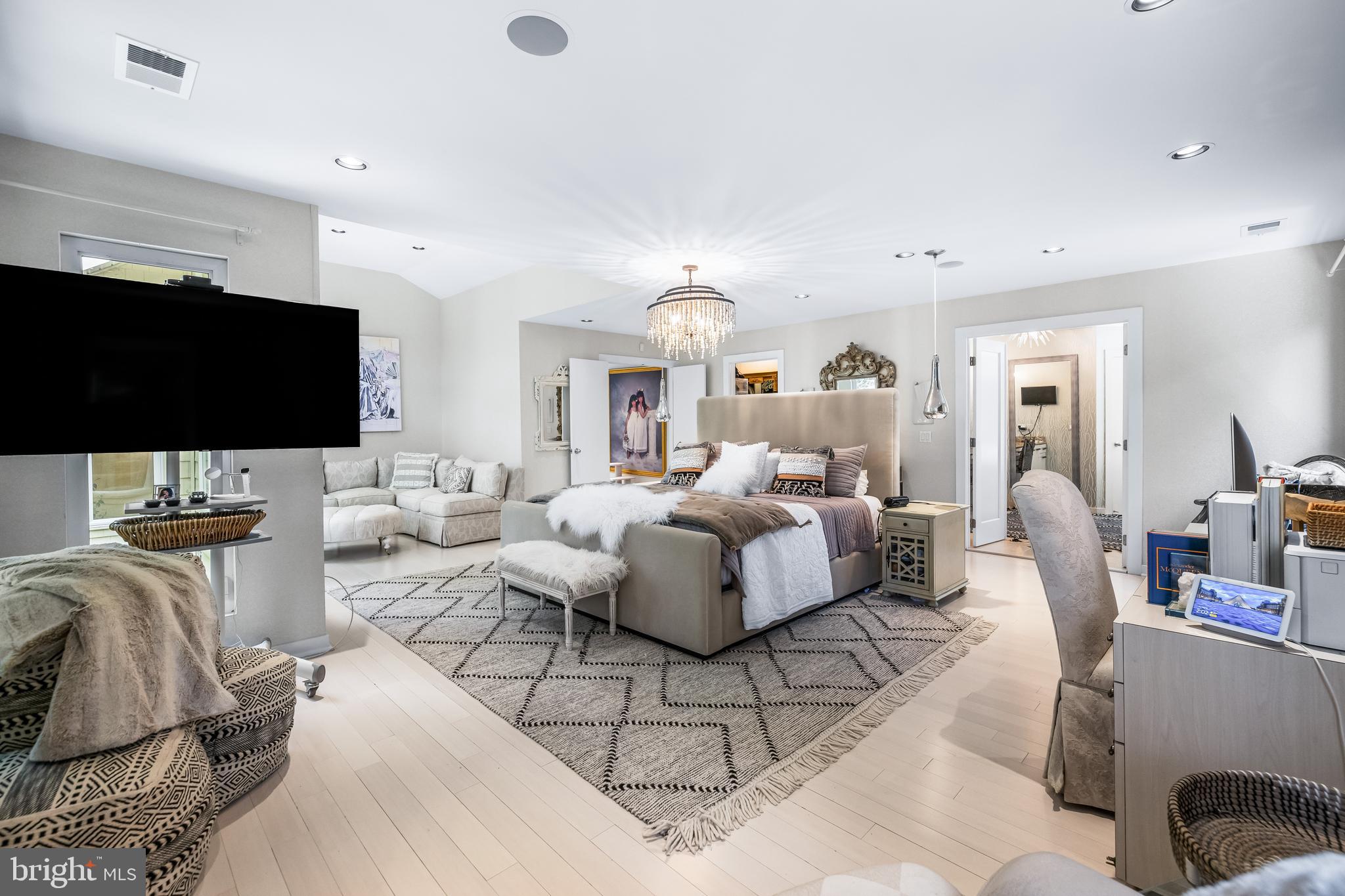 VALLEY HEIGHTS - Residential