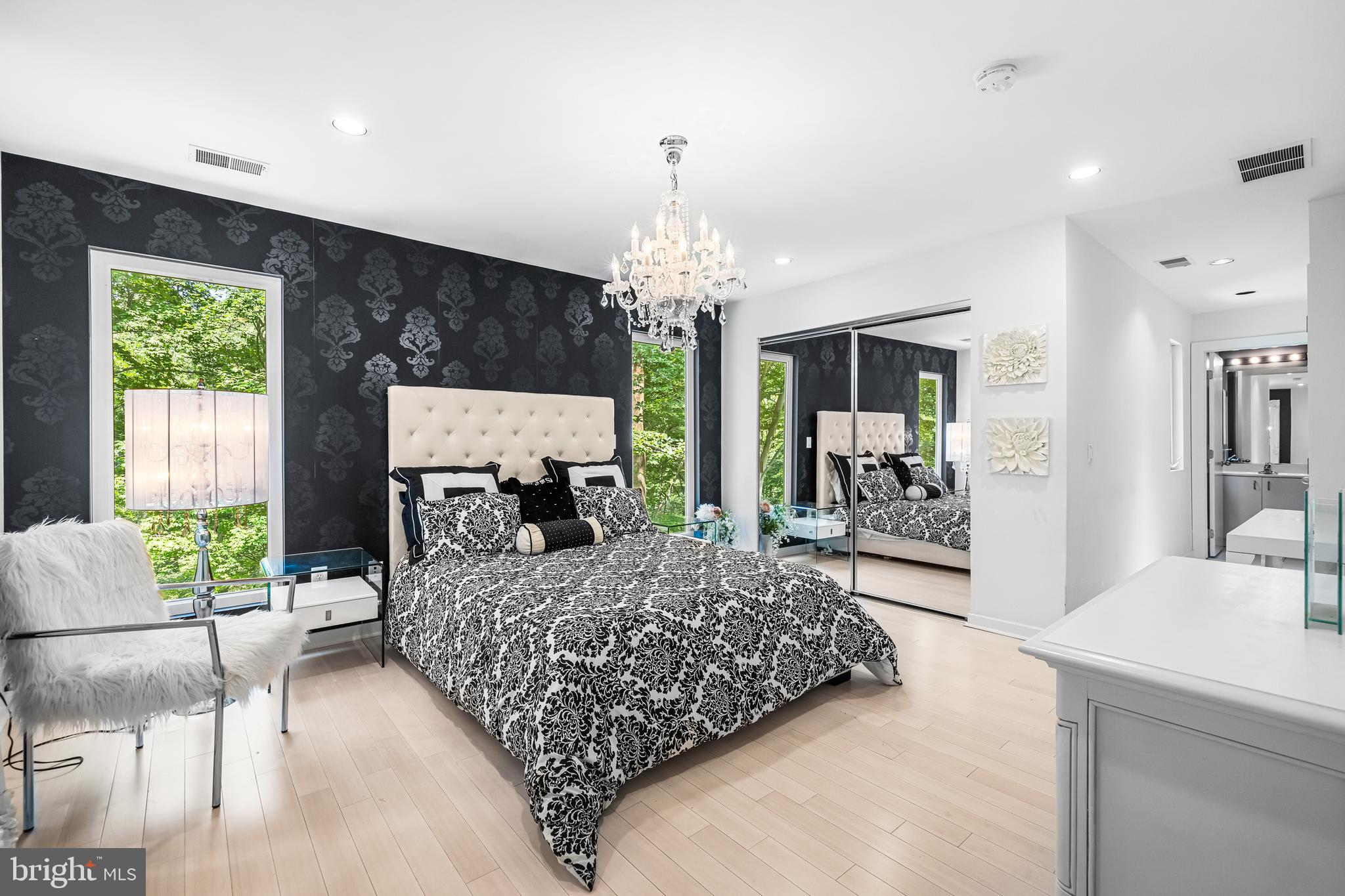 VALLEY HEIGHTS - Residential