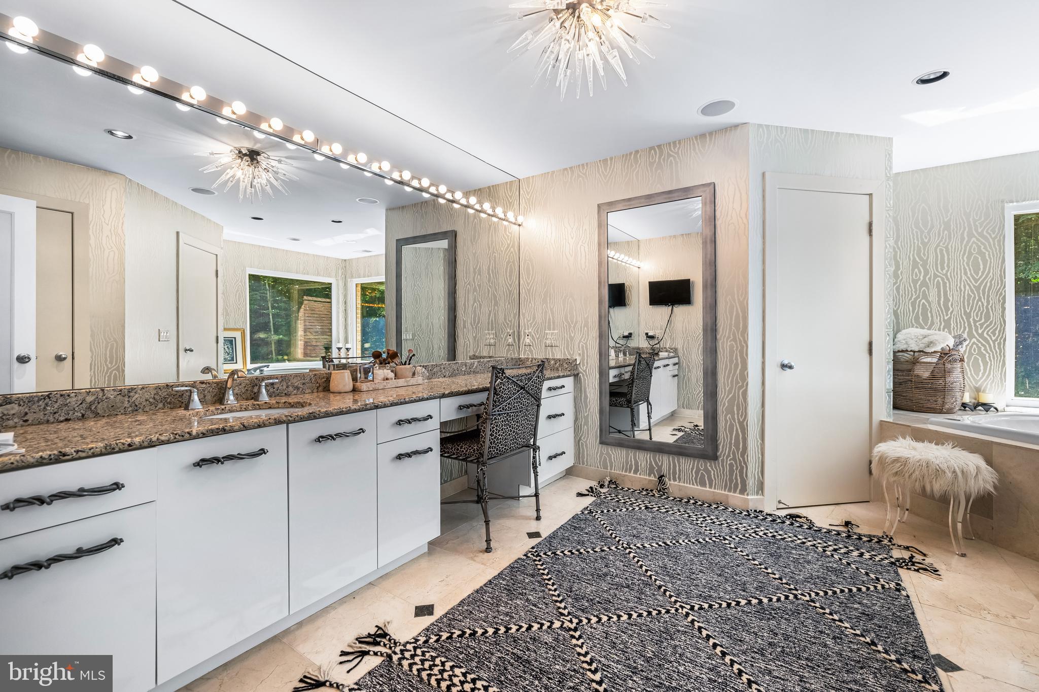 VALLEY HEIGHTS - Residential