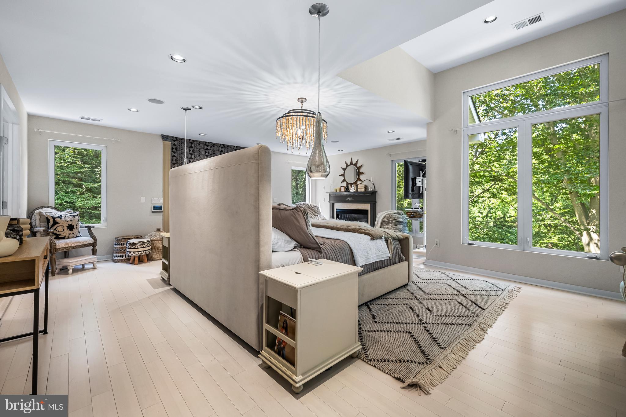 VALLEY HEIGHTS - Residential