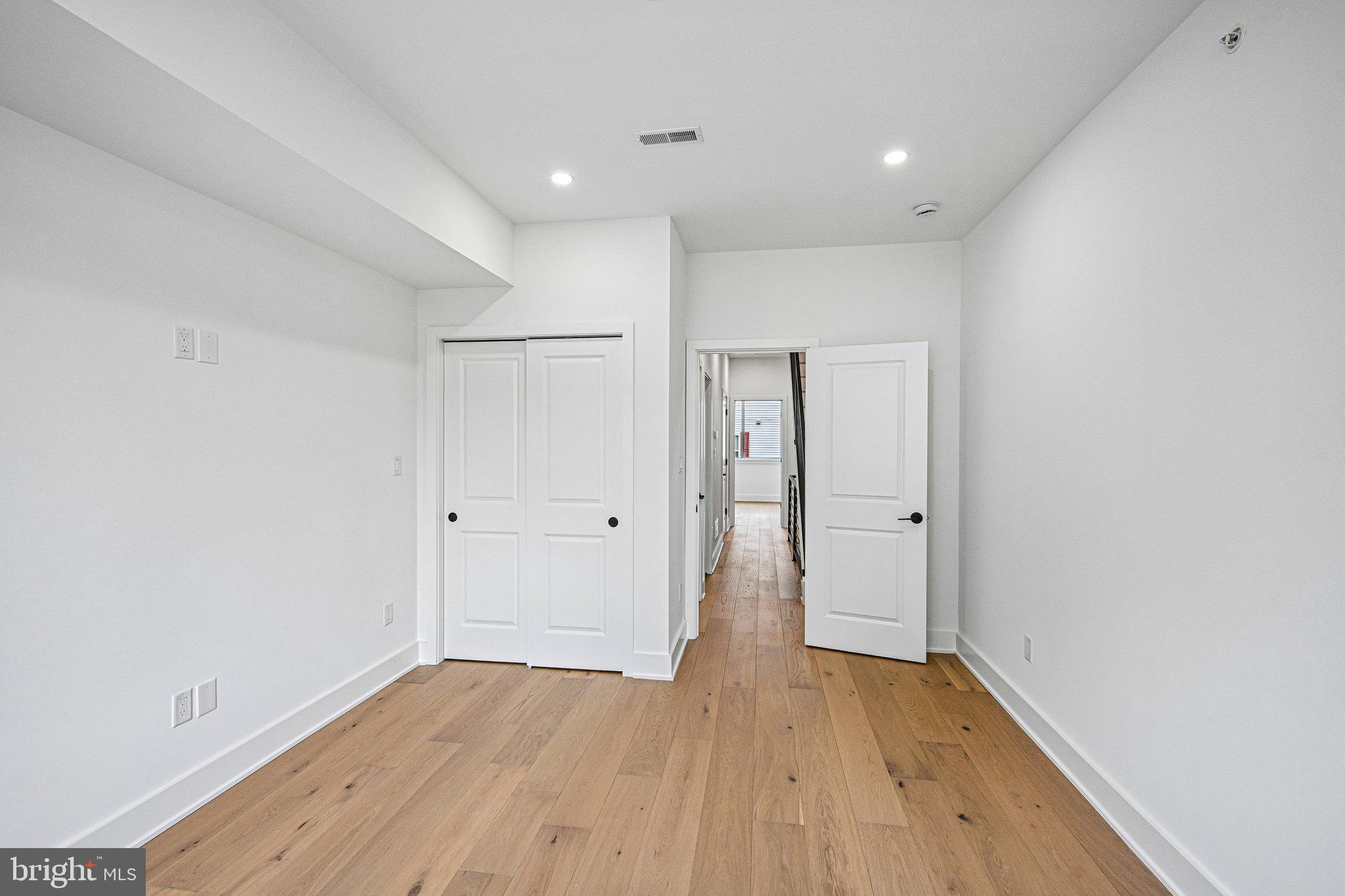 GRAYS FERRY - Residential