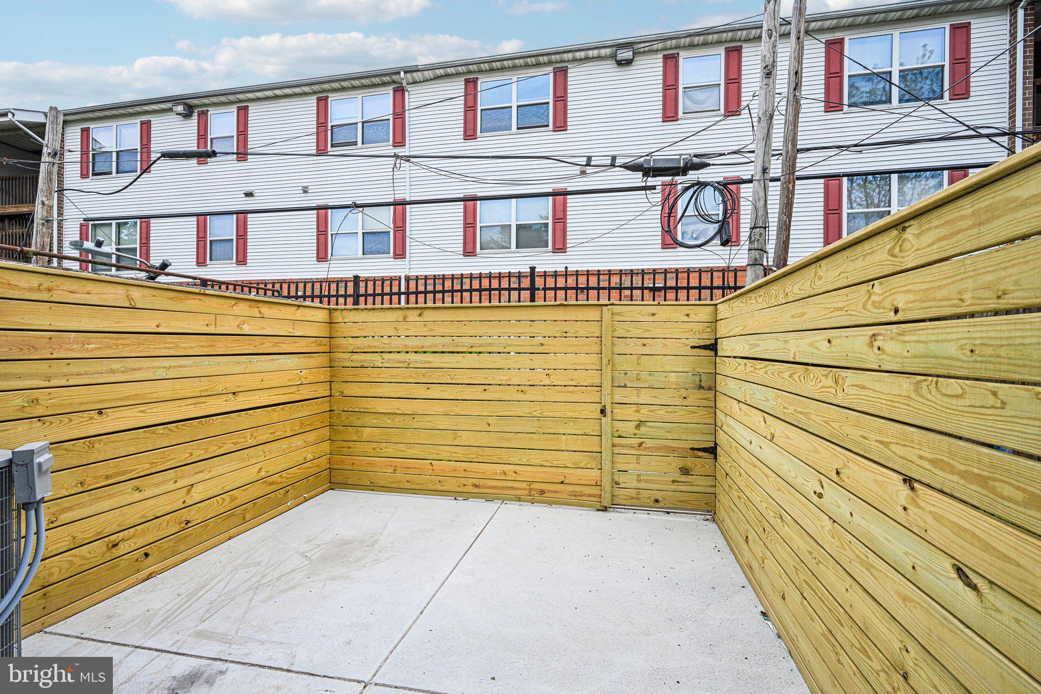 GRAYS FERRY - Residential