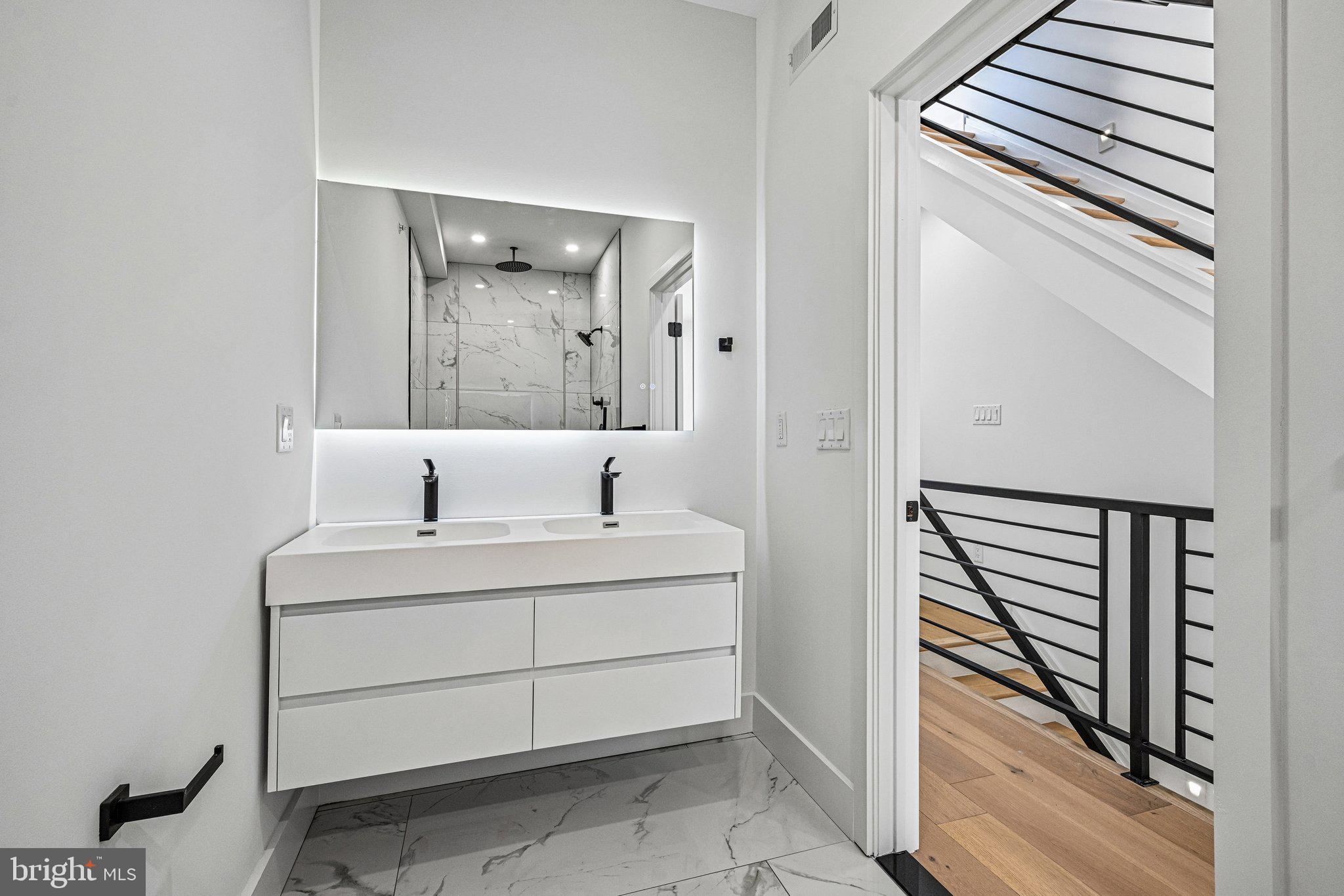 GRAYS FERRY - Residential