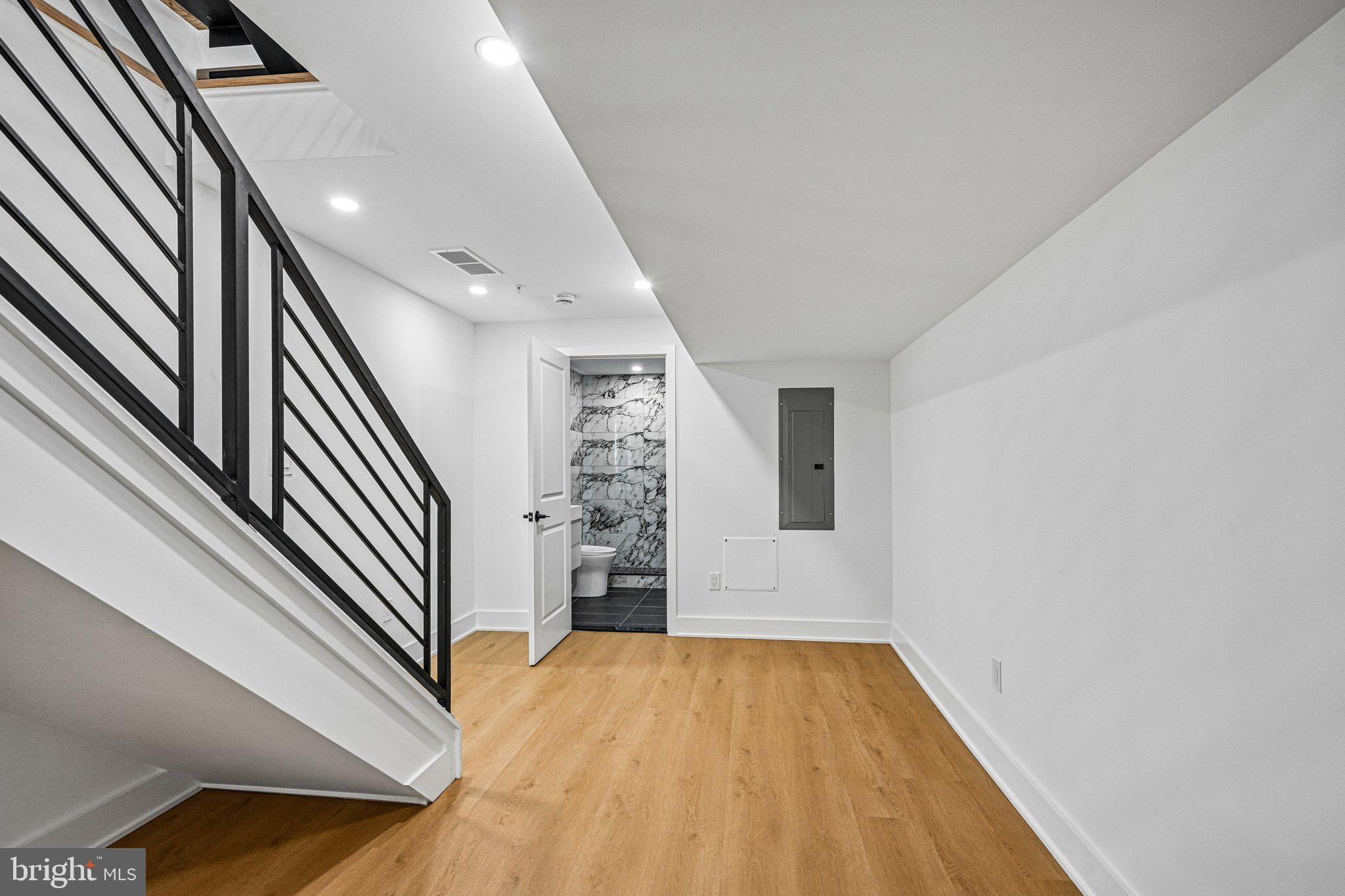 GRAYS FERRY - Residential