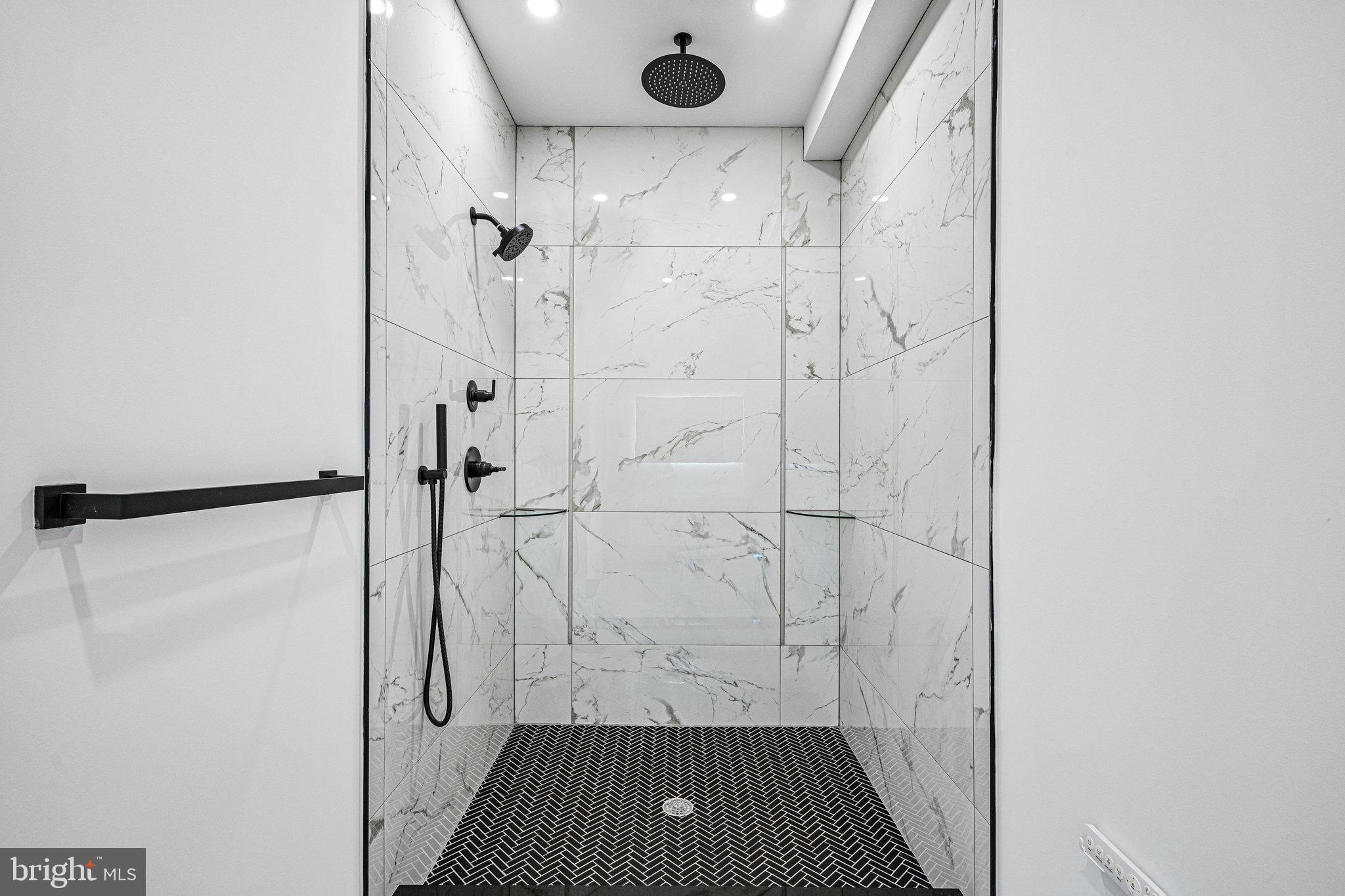 GRAYS FERRY - Residential