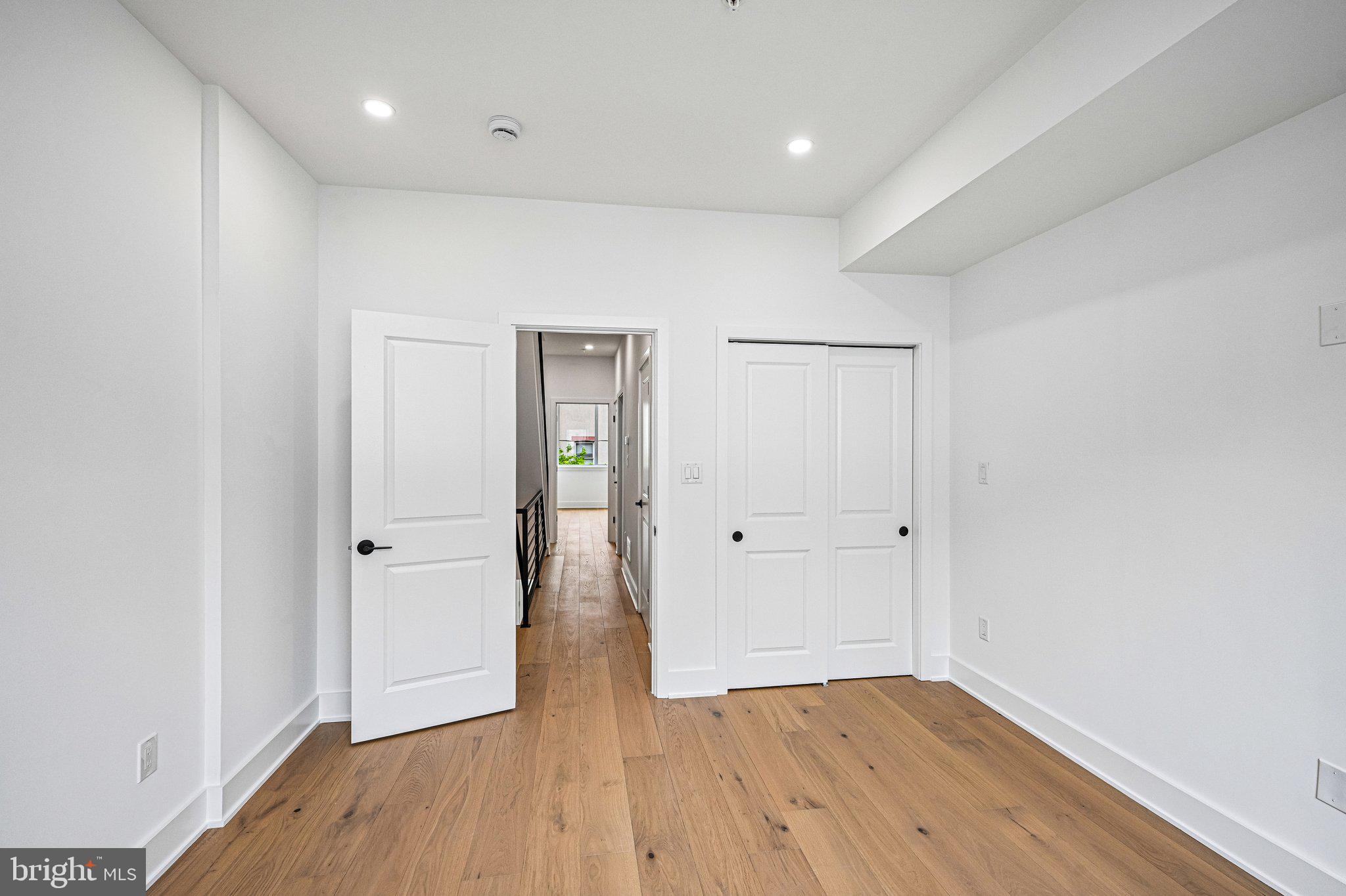 GRAYS FERRY - Residential