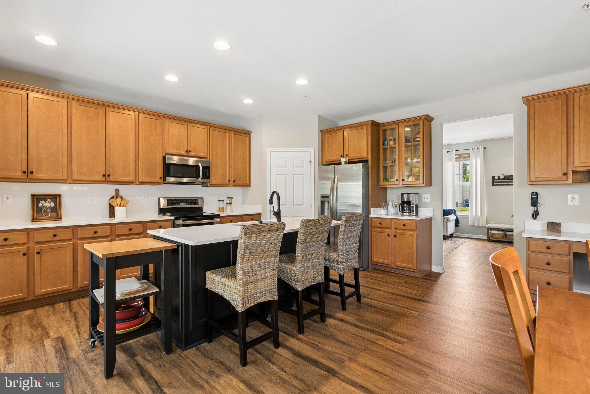 519 LOTHIAN WAY 180