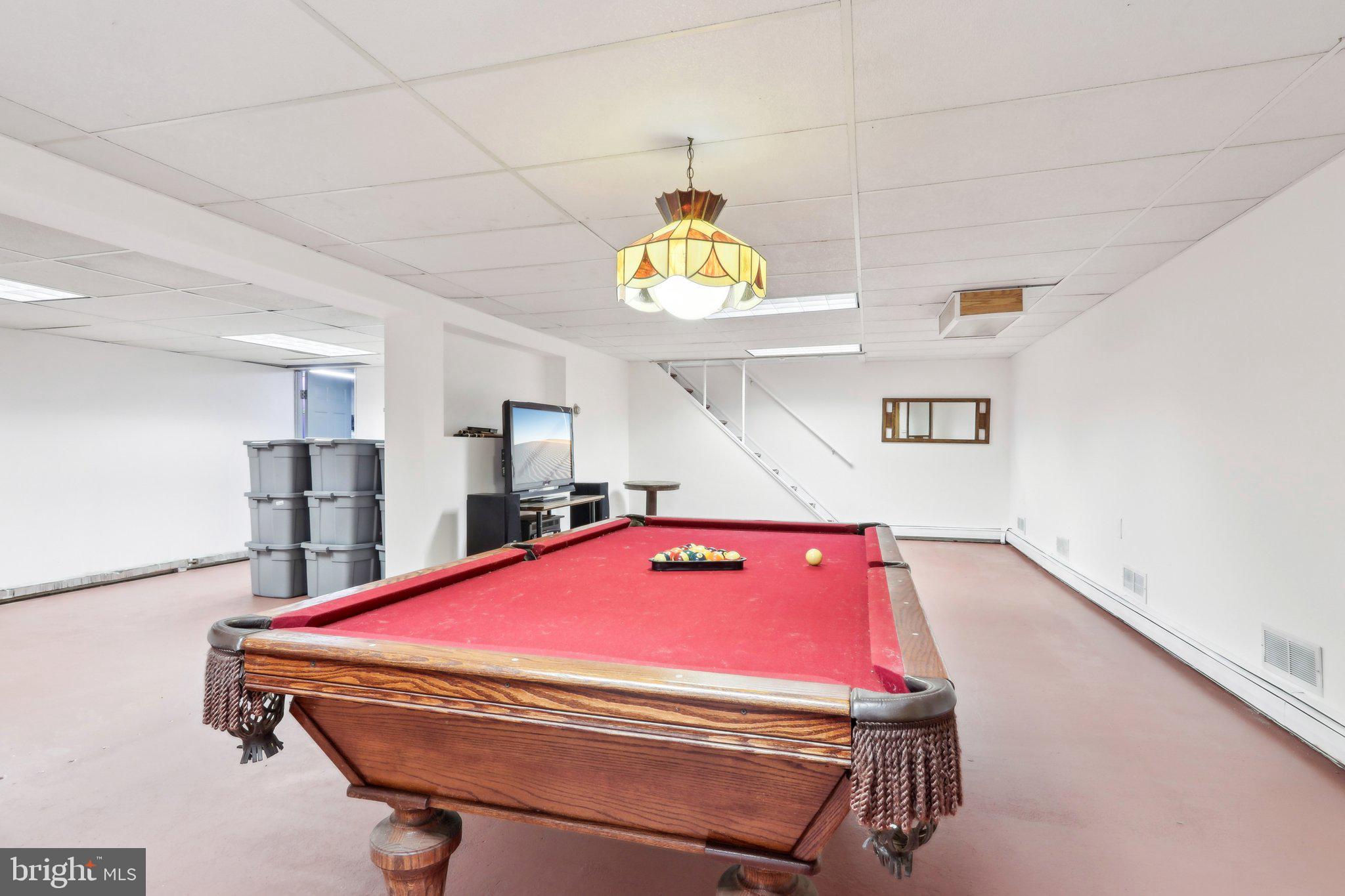 HUNTINGDON VALLEY - Residential