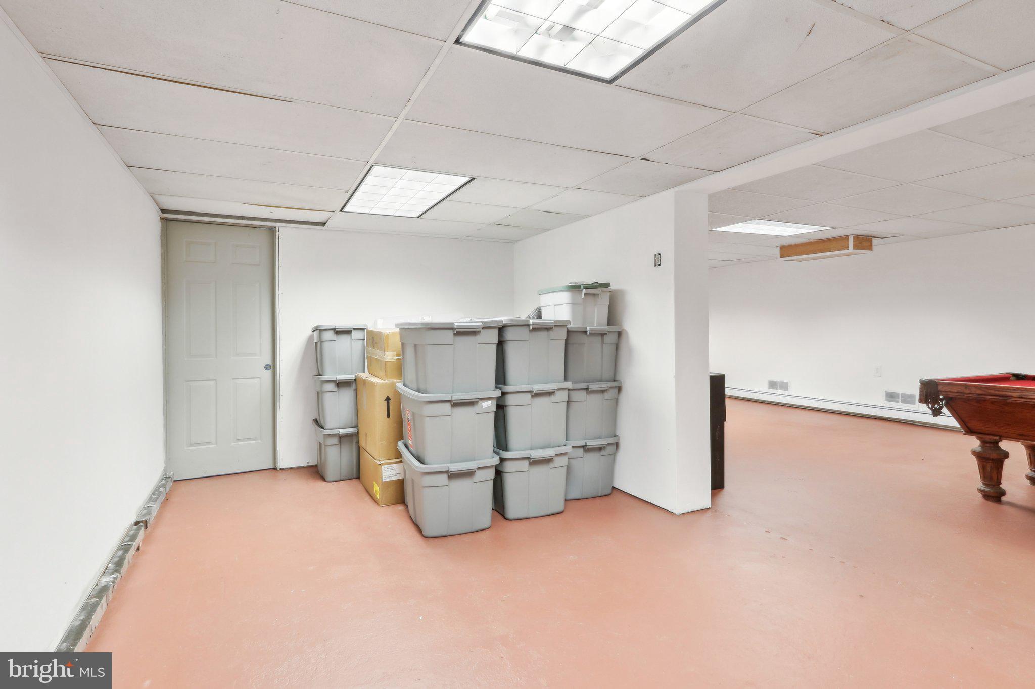 HUNTINGDON VALLEY - Residential