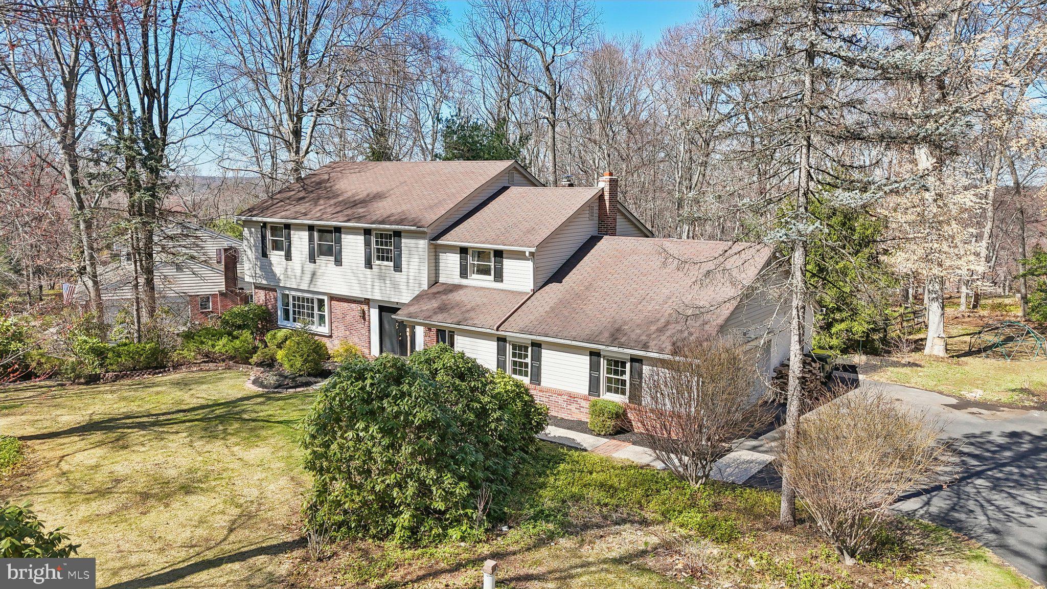 HUNTINGDON VALLEY - Residential