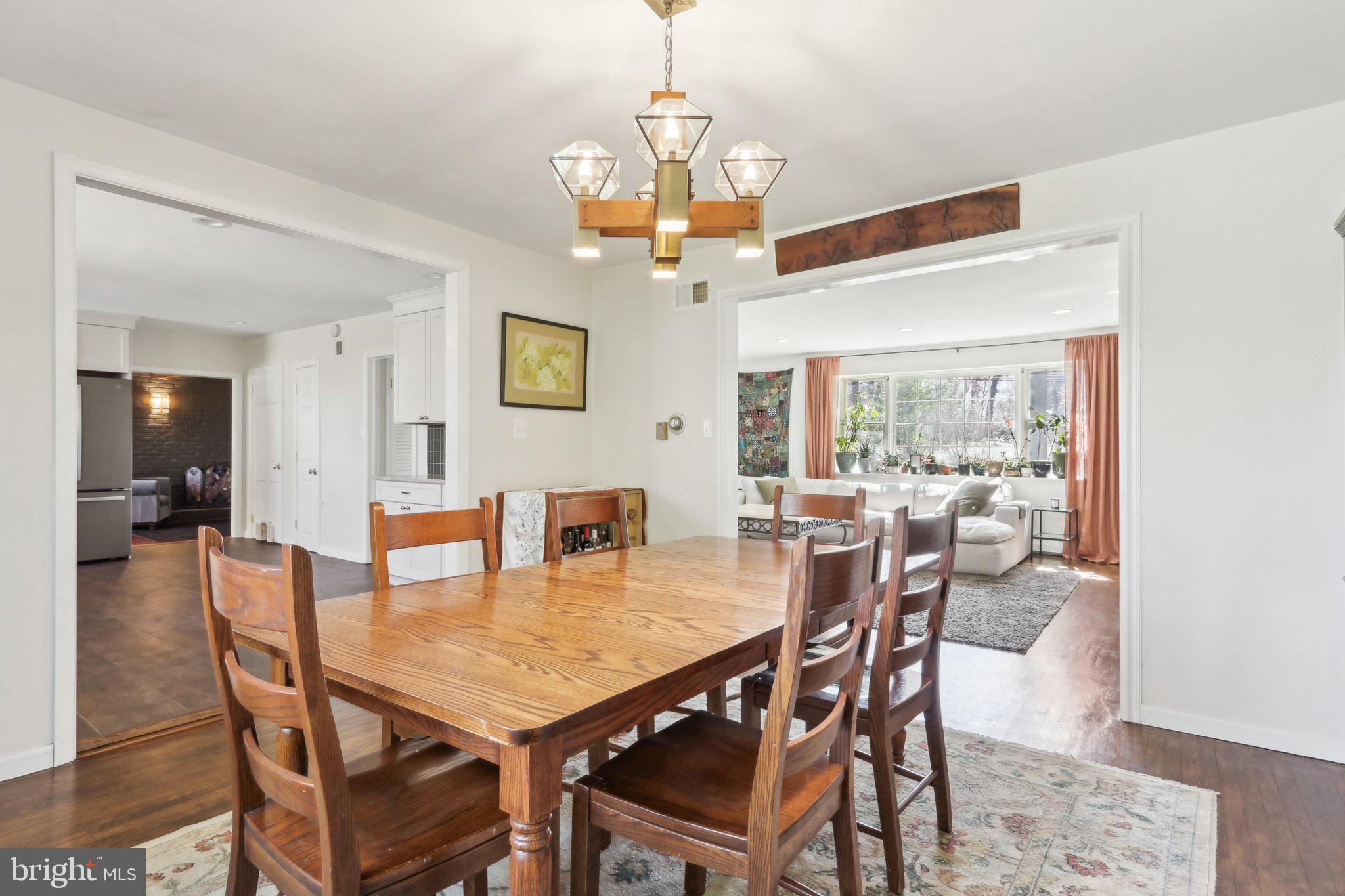 HUNTINGDON VALLEY - Residential