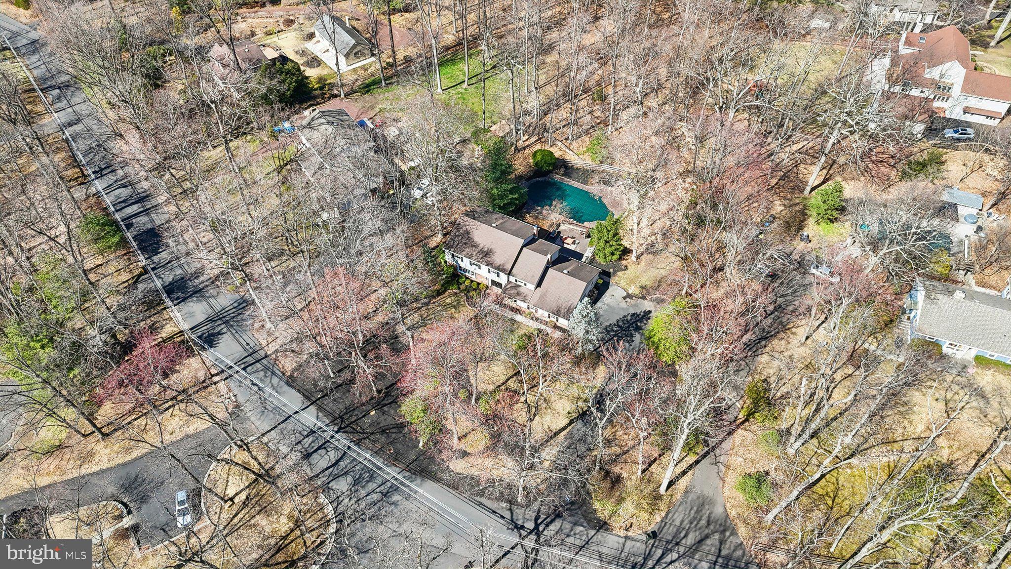 HUNTINGDON VALLEY - Residential